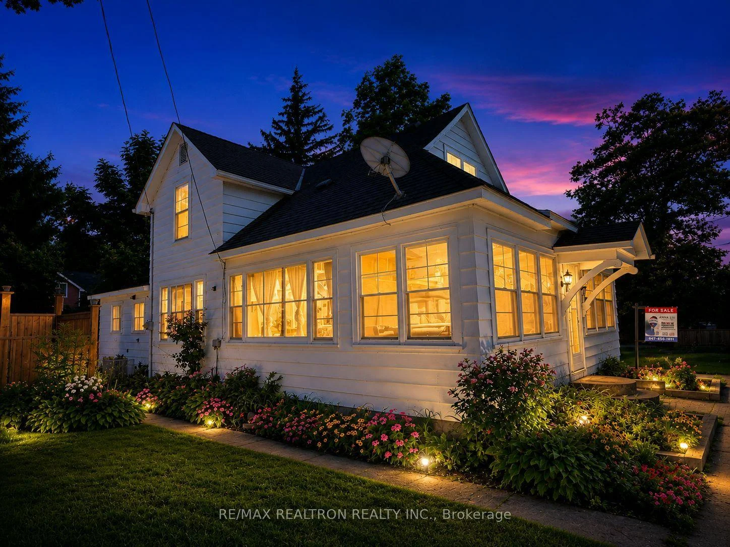 Photo of 192 Lincoln Road W
