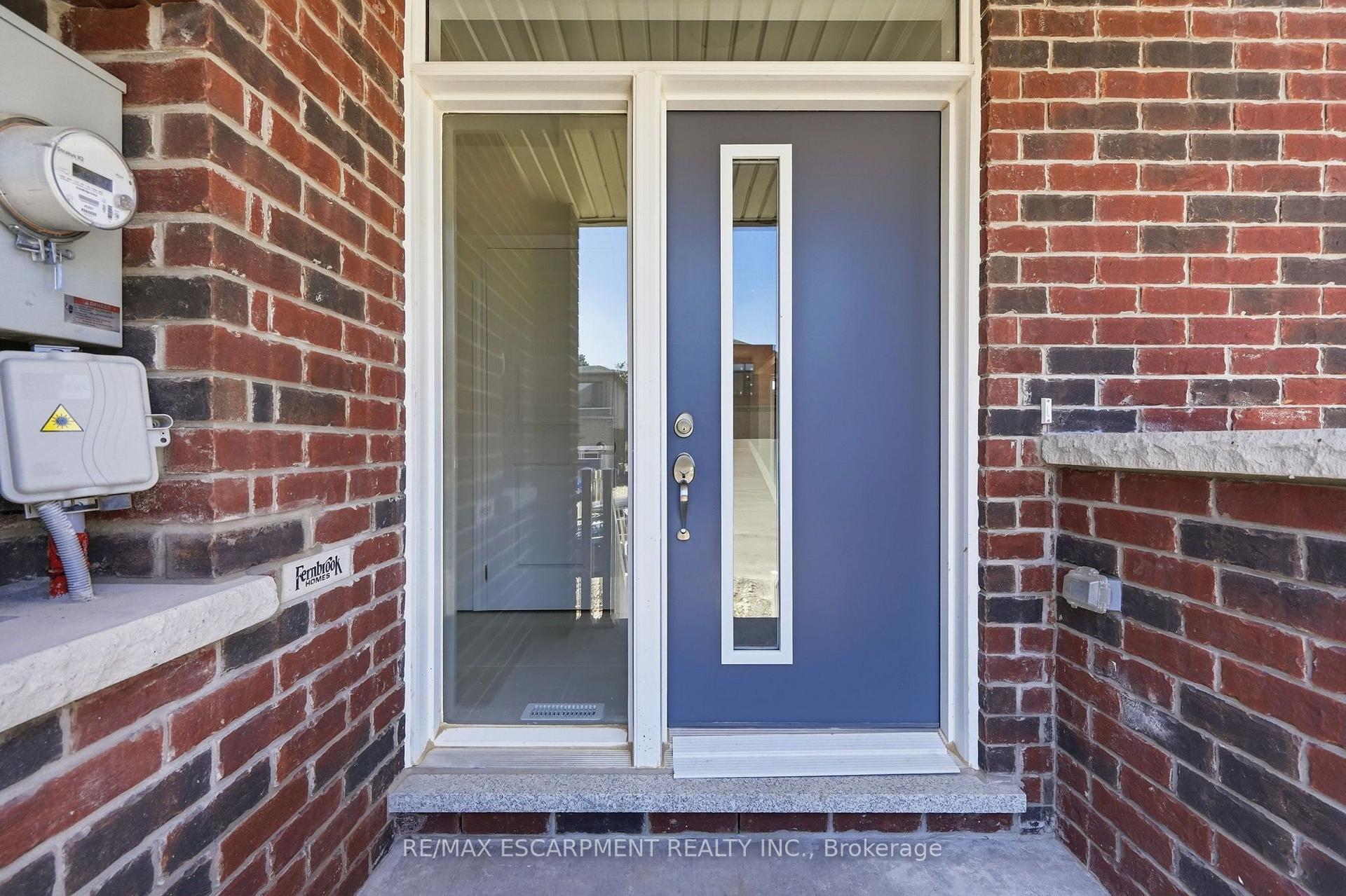 Photo 4 of 21 Chapman Road, Brant, Paris — HOMEH