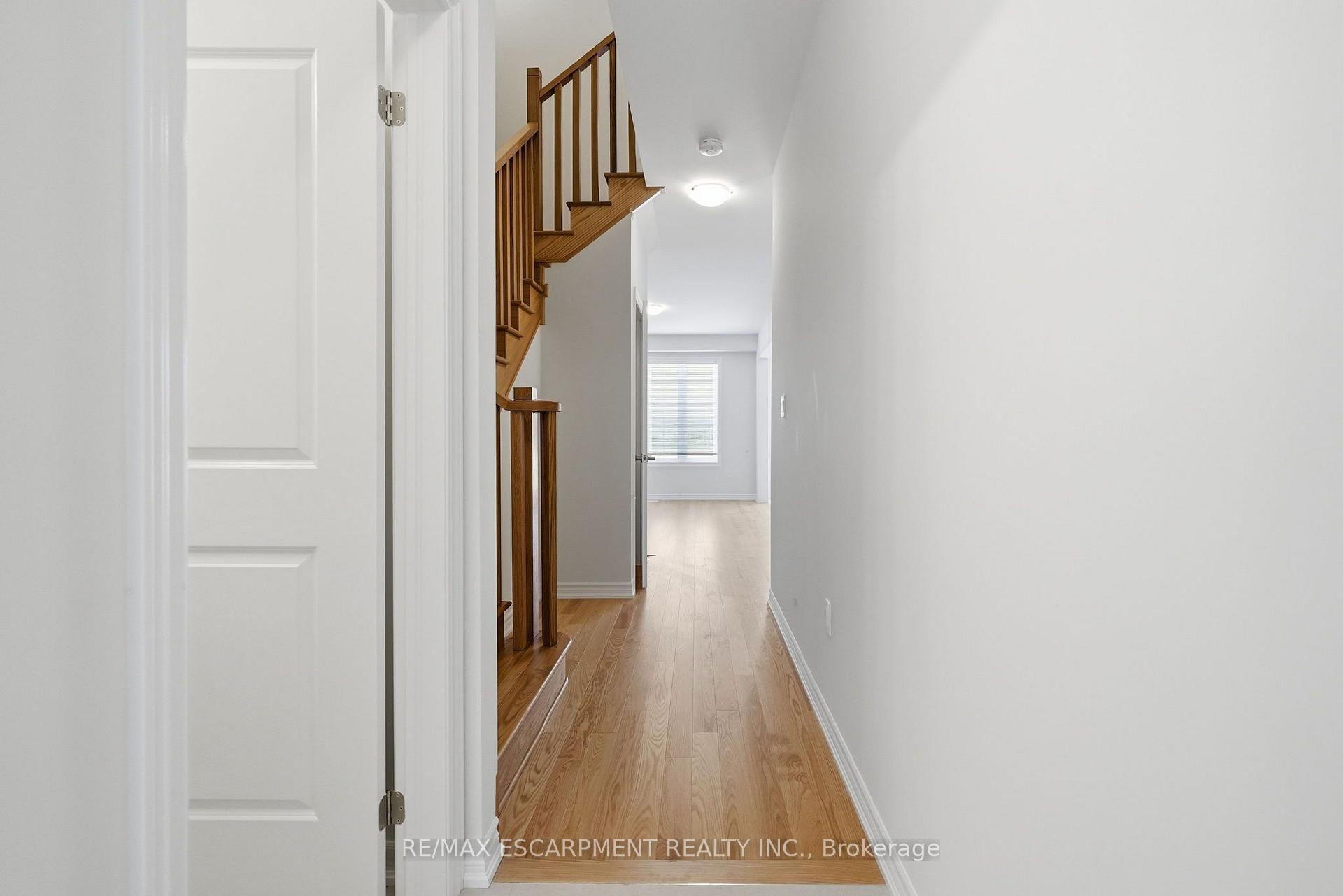 Photo 7 of 21 Chapman Road, Brant, Paris — HOMEH