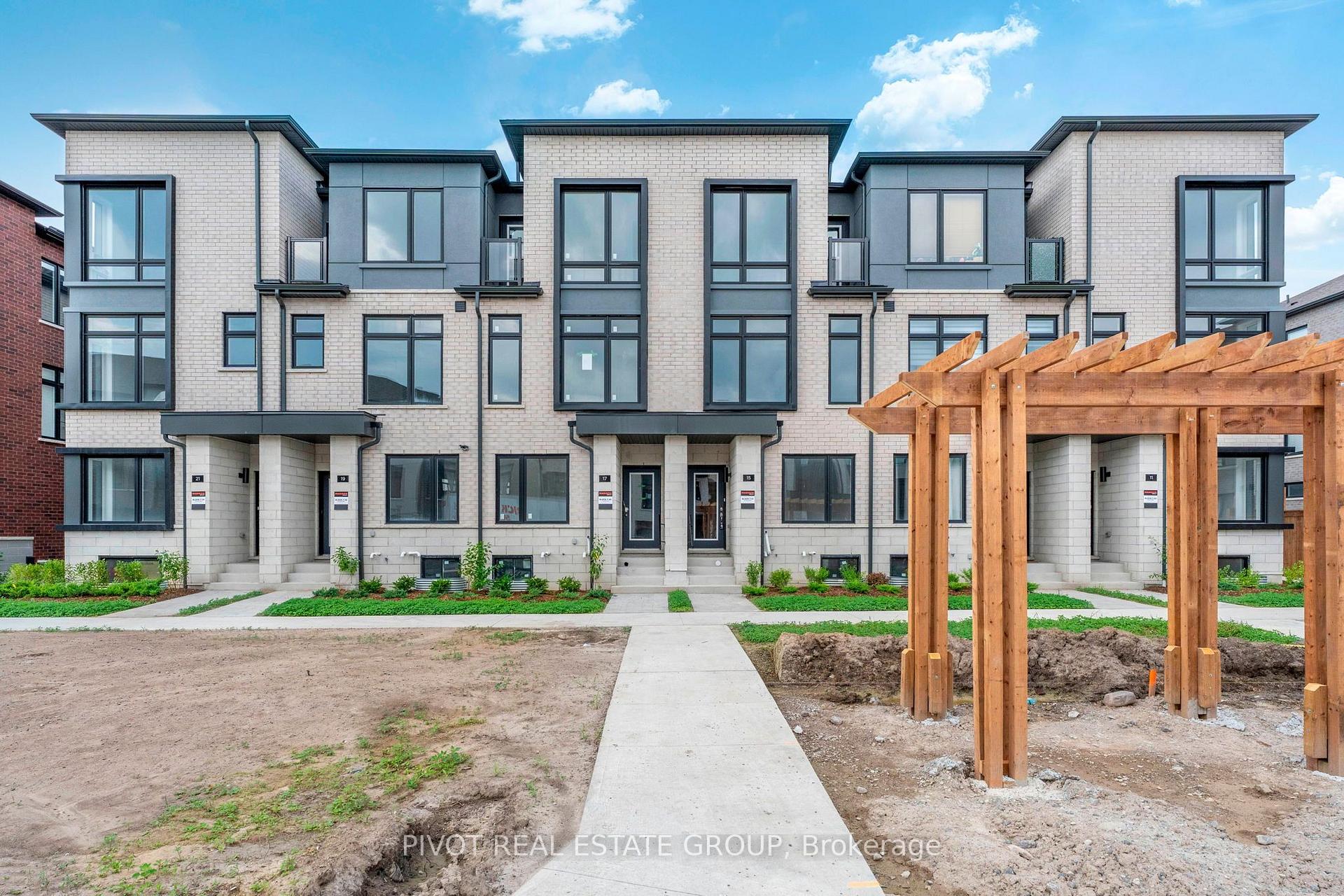Photo 1 of 15 Pluto Way, Whitby, Brooklin — HOMEH
