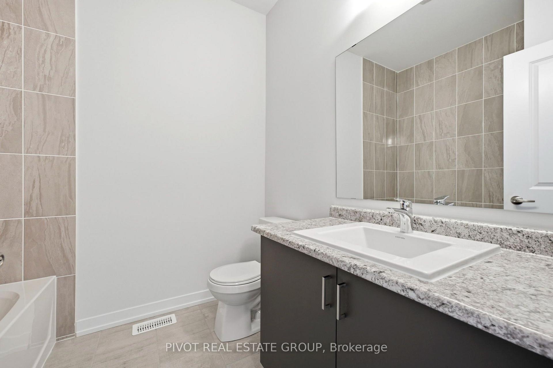 Photo 26 of 15 Pluto Way, Whitby, Brooklin — HOMEH