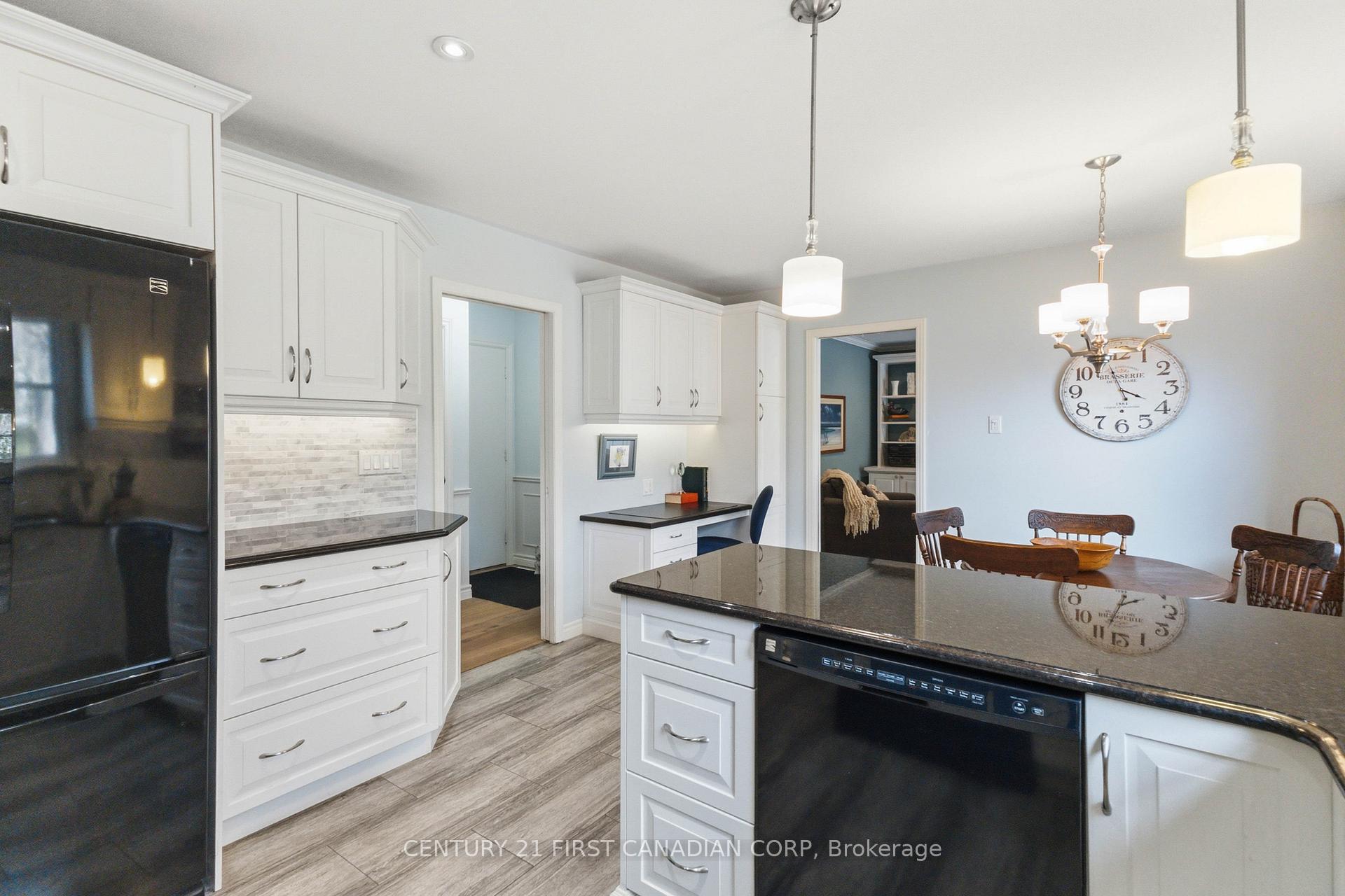 Photo 25 of 1080 Viscount Road, London, South M — HOMEH