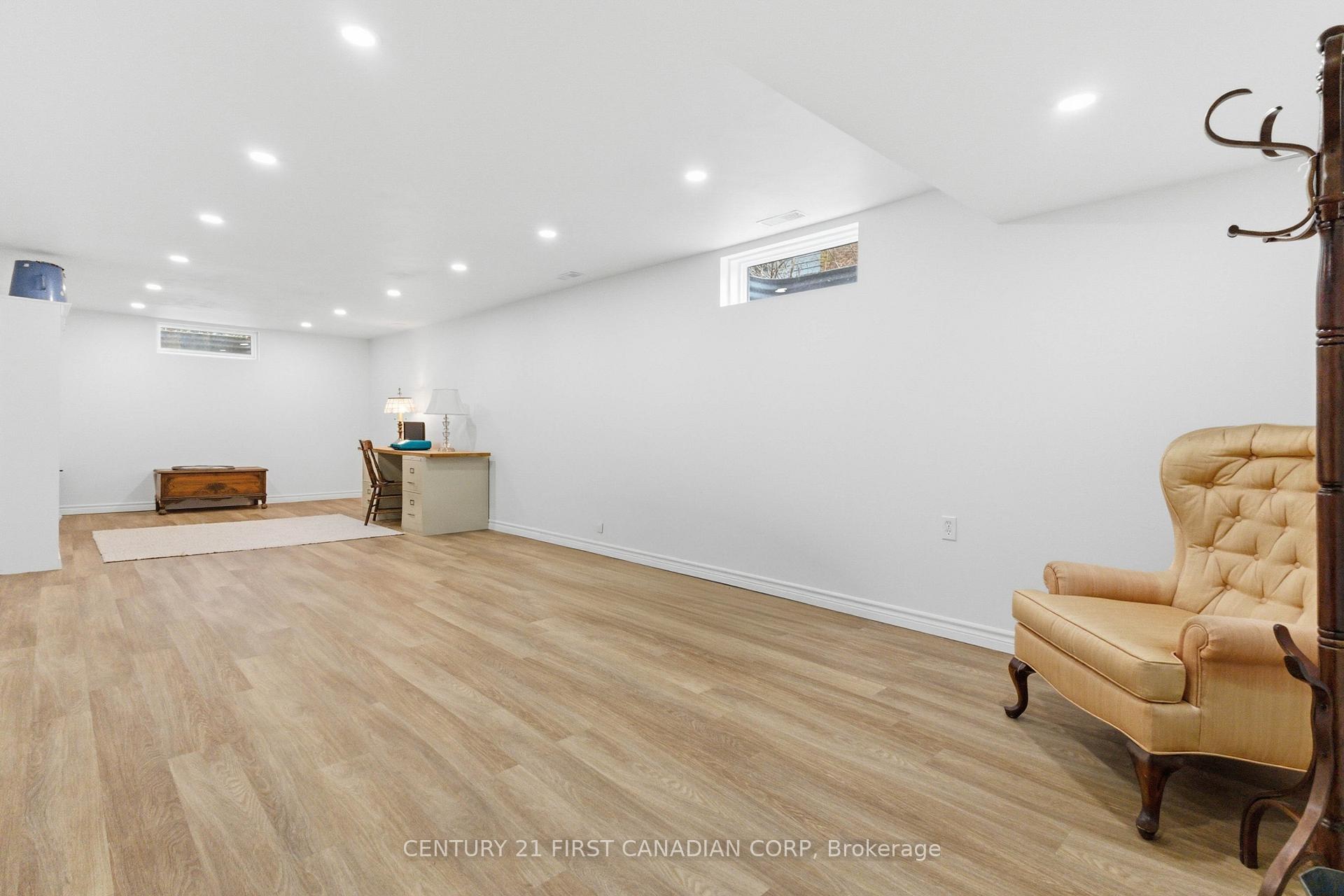 Photo 38 of 1080 Viscount Road, London, South M — HOMEH