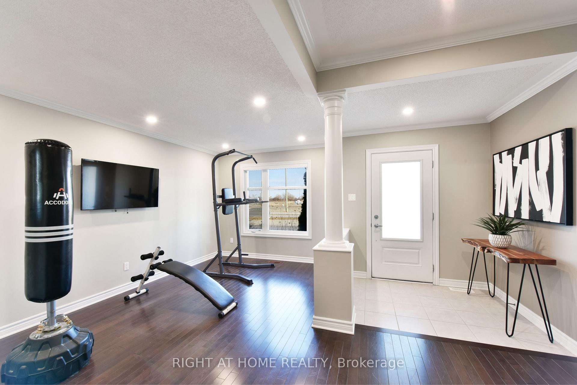 Photo 5 of 520 Silvertip Lane, Ottawa, Kanata - Kanata Lakes/Heritage Hills — HOMEH