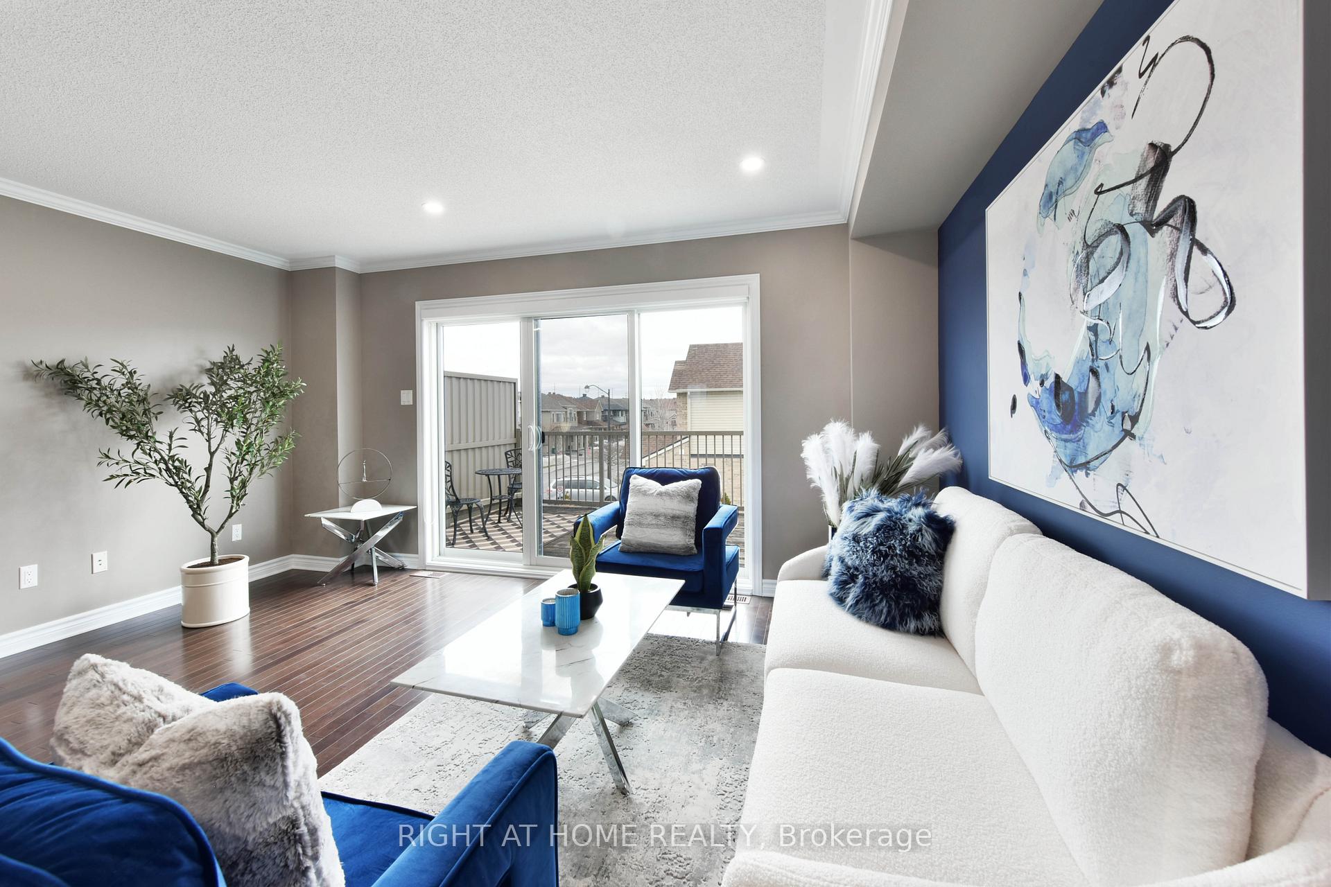 Photo 12 of 520 Silvertip Lane, Ottawa, Kanata - Kanata Lakes/Heritage Hills — HOMEH