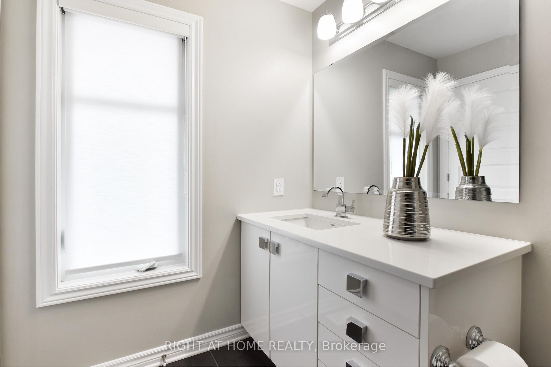Photo 26 of 520 Silvertip Lane, Ottawa, Kanata - Kanata Lakes/Heritage Hills — HOMEH