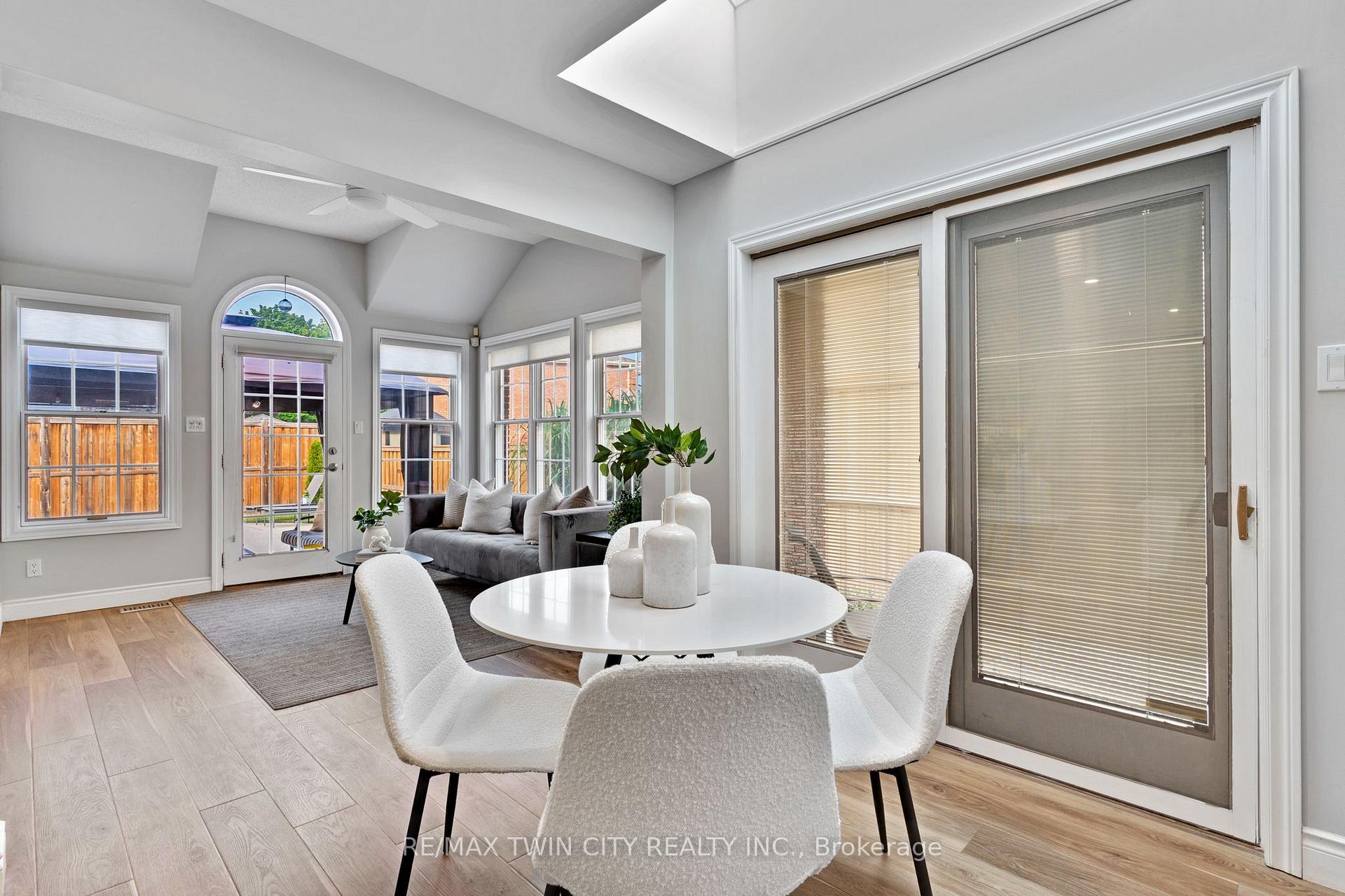Photo 14 of 600 Coppercroft Court, Waterloo, Colonial Acres — HOMEH