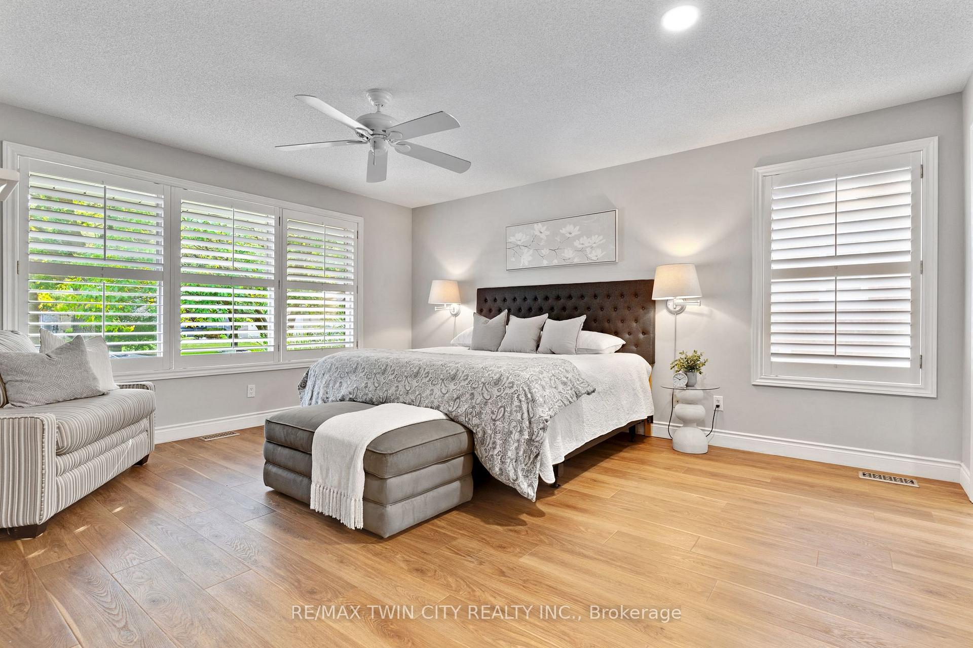 Photo 20 of 600 Coppercroft Court, Waterloo, Colonial Acres — HOMEH