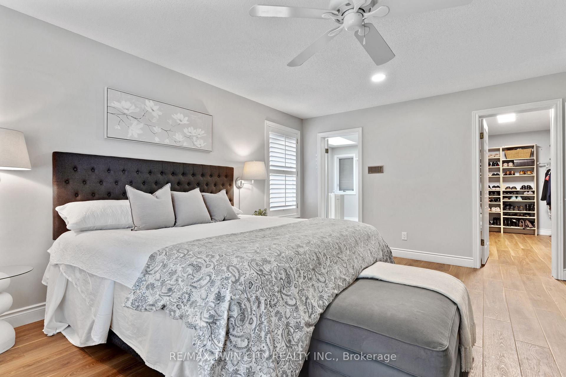 Photo 21 of 600 Coppercroft Court, Waterloo, Colonial Acres — HOMEH