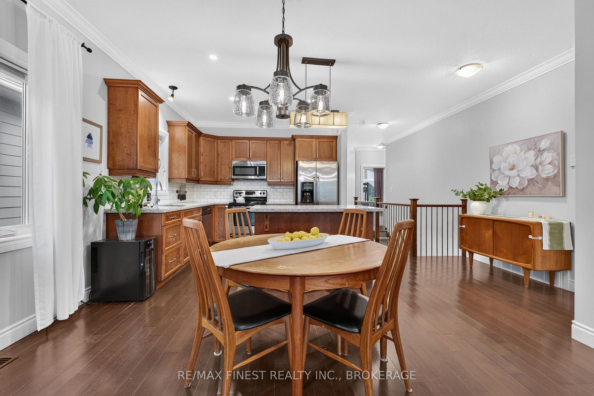 Photo 8 of 28 Park Crescent, Loyalist, Amherstview — HOMEH