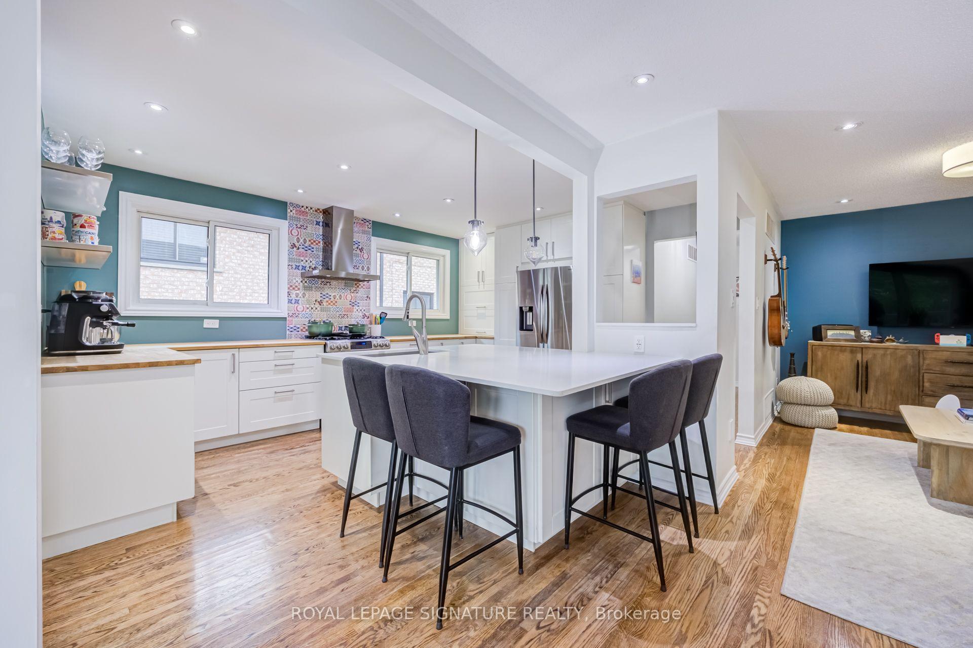Photo 7 of 199 Chalfield Lane, Mississauga, Rathwood — HOMEH