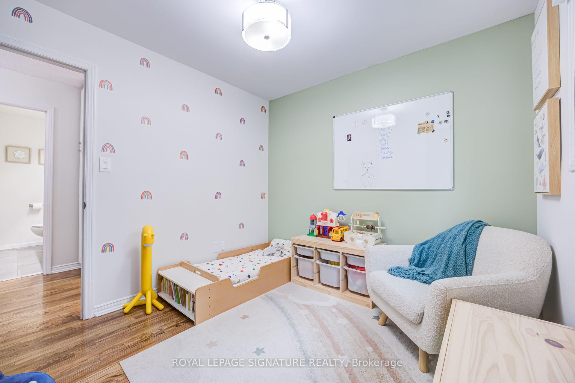 Photo 16 of 199 Chalfield Lane, Mississauga, Rathwood — HOMEH