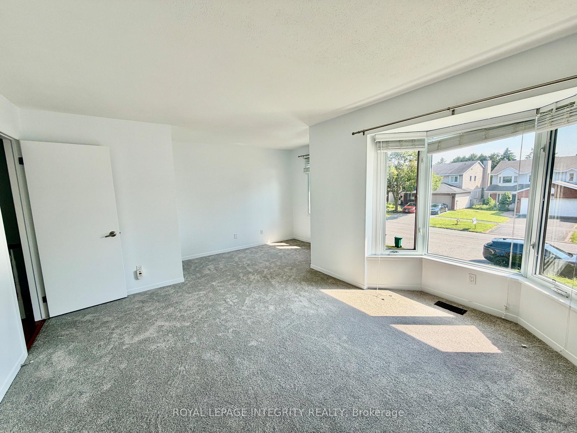 Photo 19 of 1039 Karsh Drive, Ottawa, Hunt Club Park — HOMEH