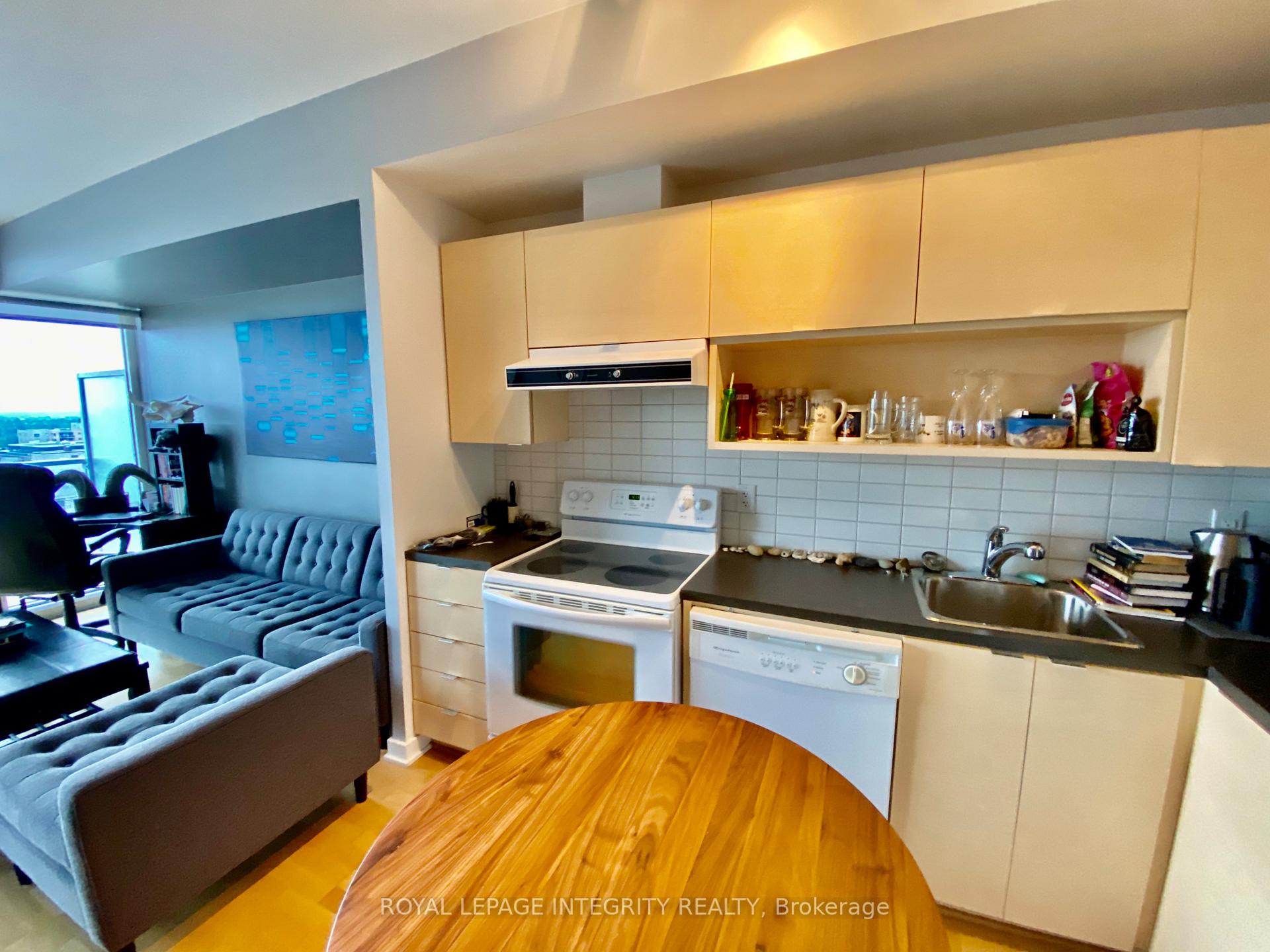 Photo 2 of Unit 1612, 324 Laurier Avenue W, Ottawa, Ottawa Centre — HOMEH