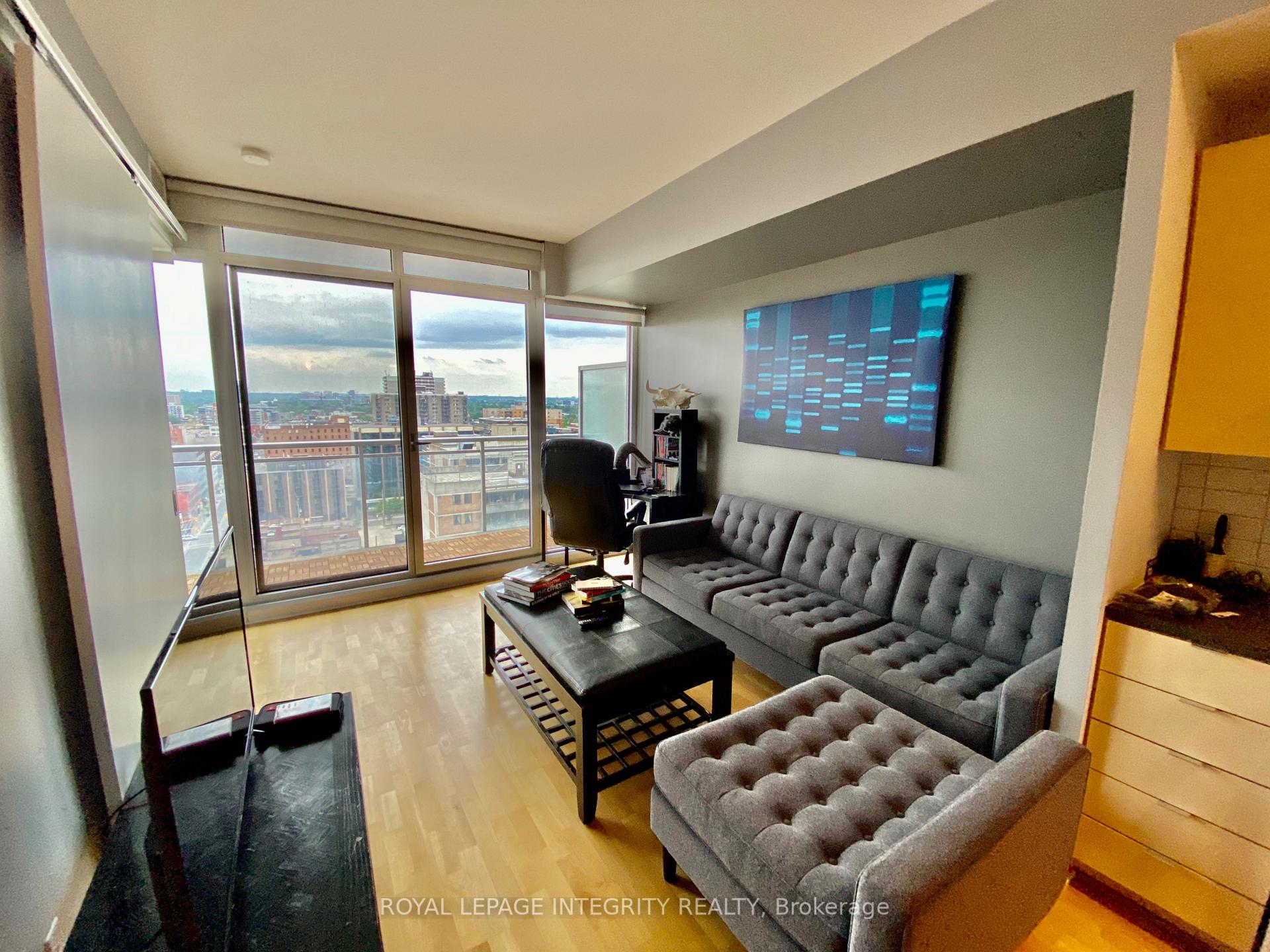 Photo 4 of Unit 1612, 324 Laurier Avenue W, Ottawa, Ottawa Centre — HOMEH