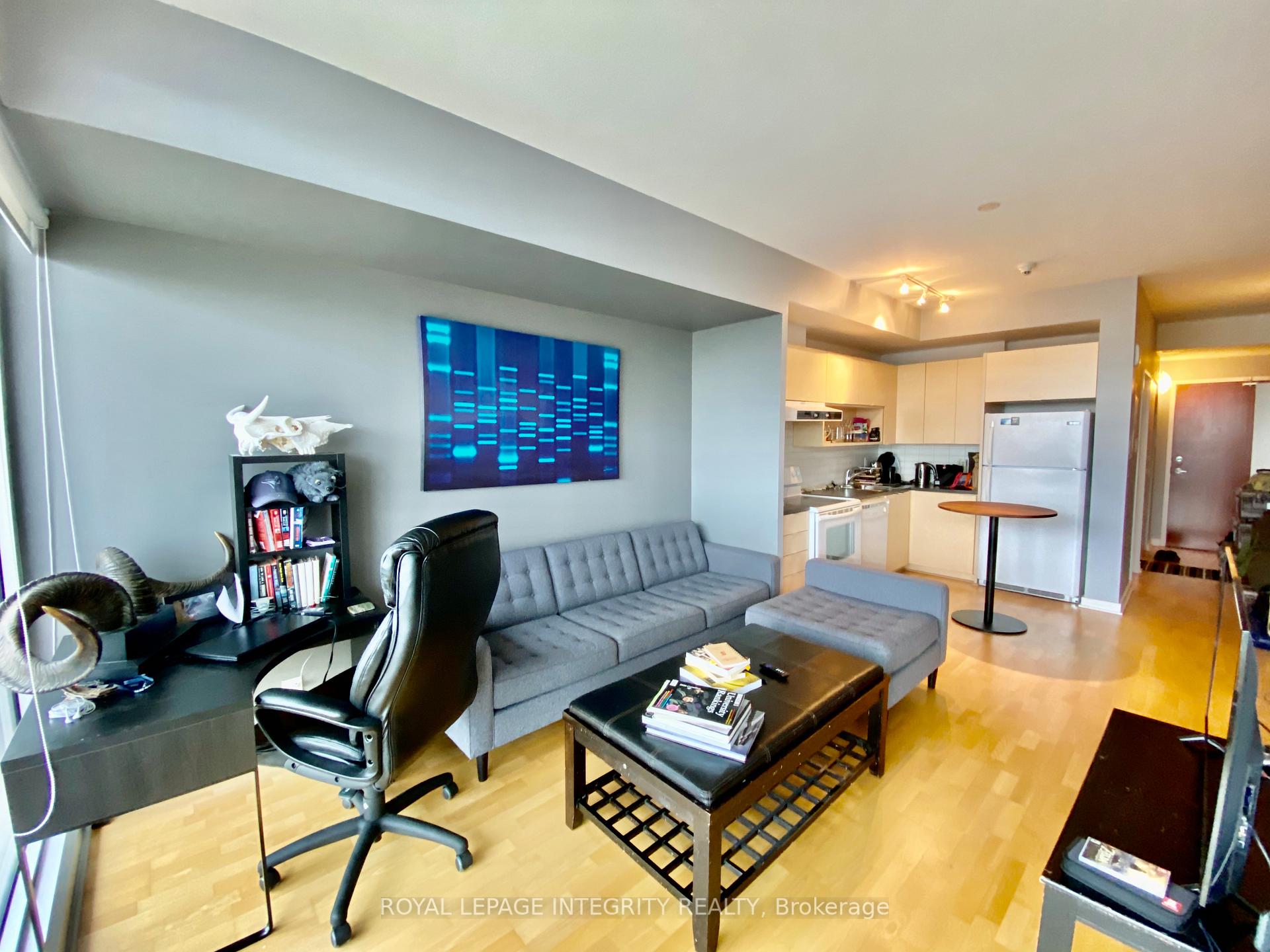 Photo 5 of Unit 1612, 324 Laurier Avenue W, Ottawa, Ottawa Centre — HOMEH