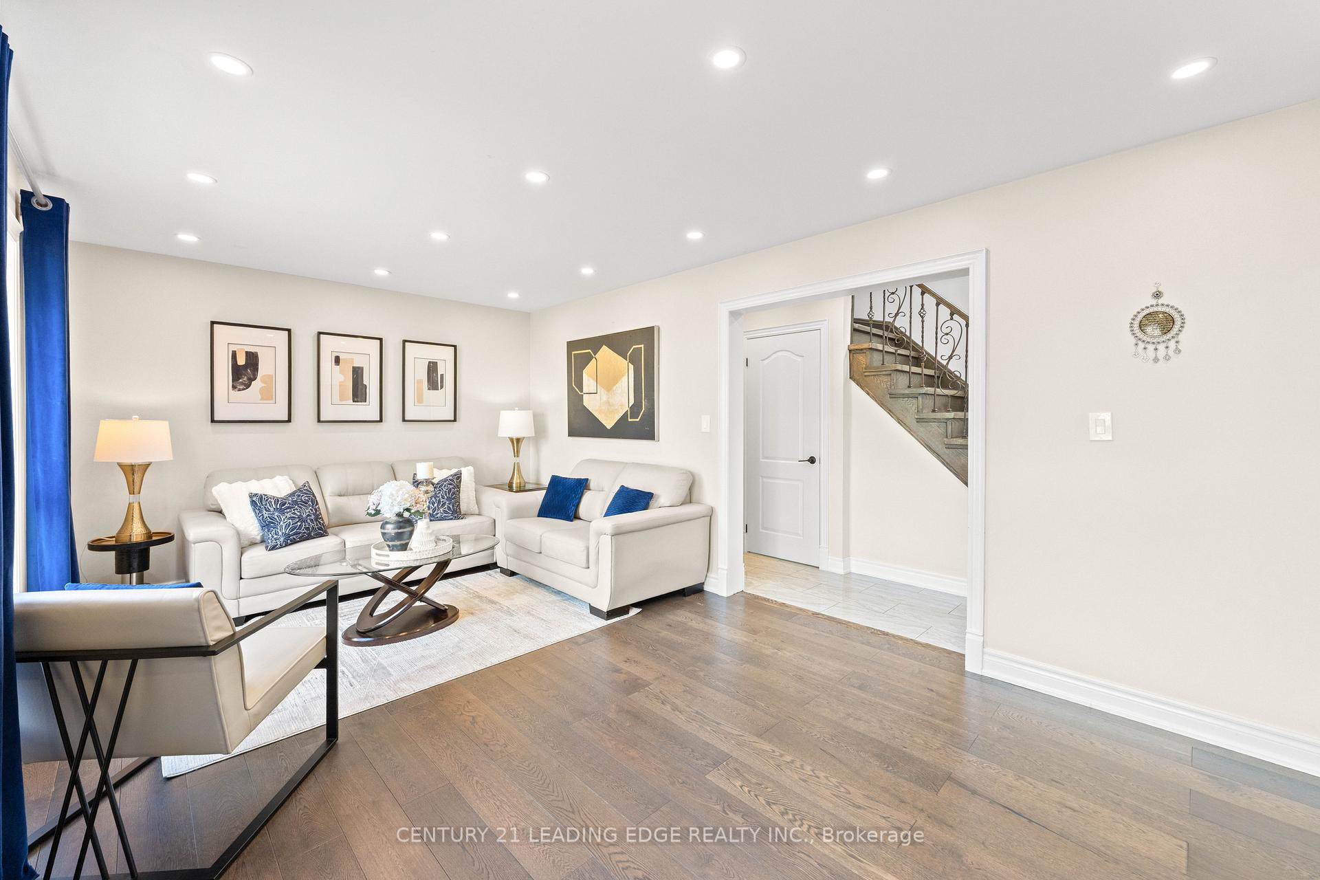 Photo 18 of 6 Freeland Avenue, Clarington, Bowmanville — HOMEH