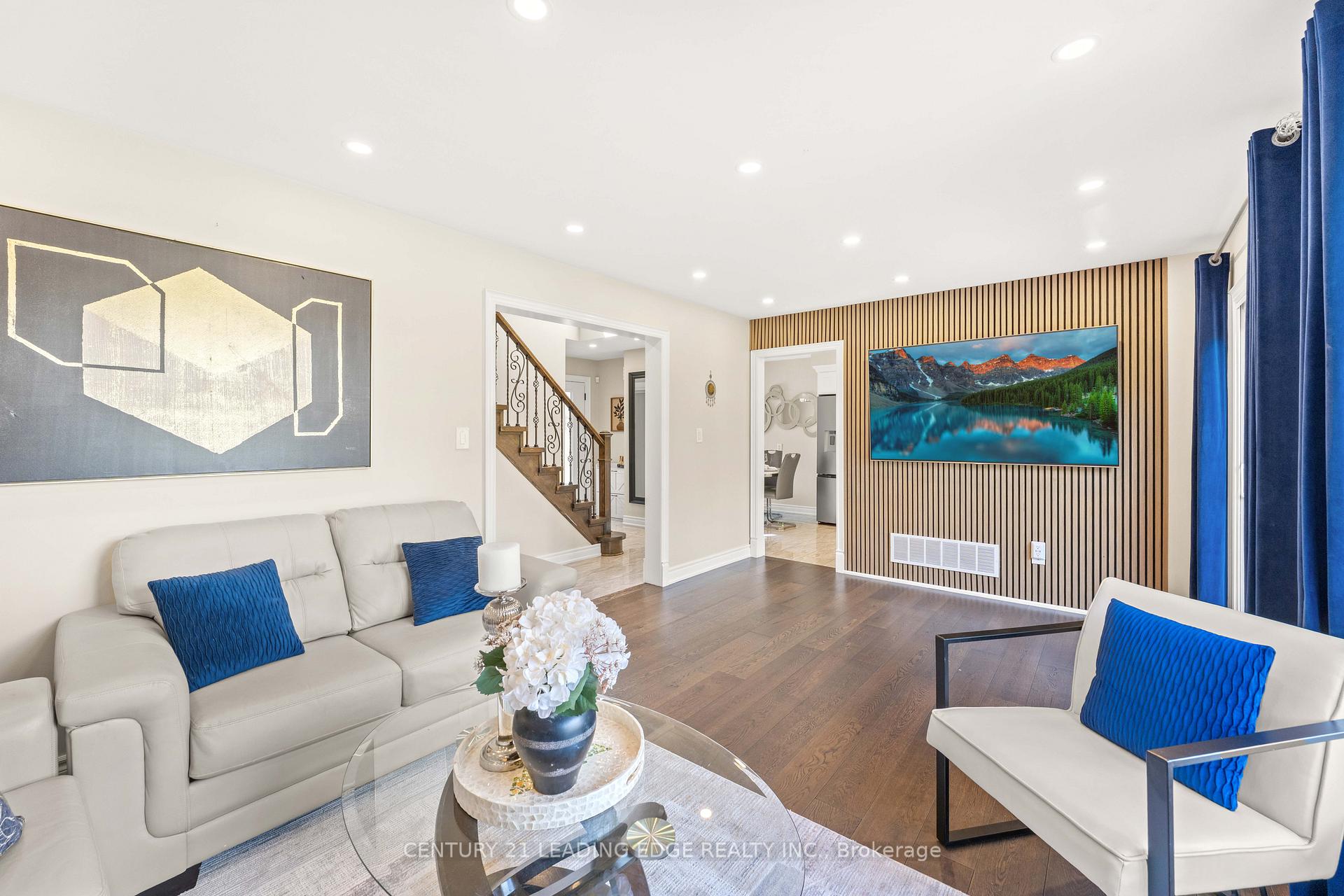Photo 19 of 6 Freeland Avenue, Clarington, Bowmanville — HOMEH