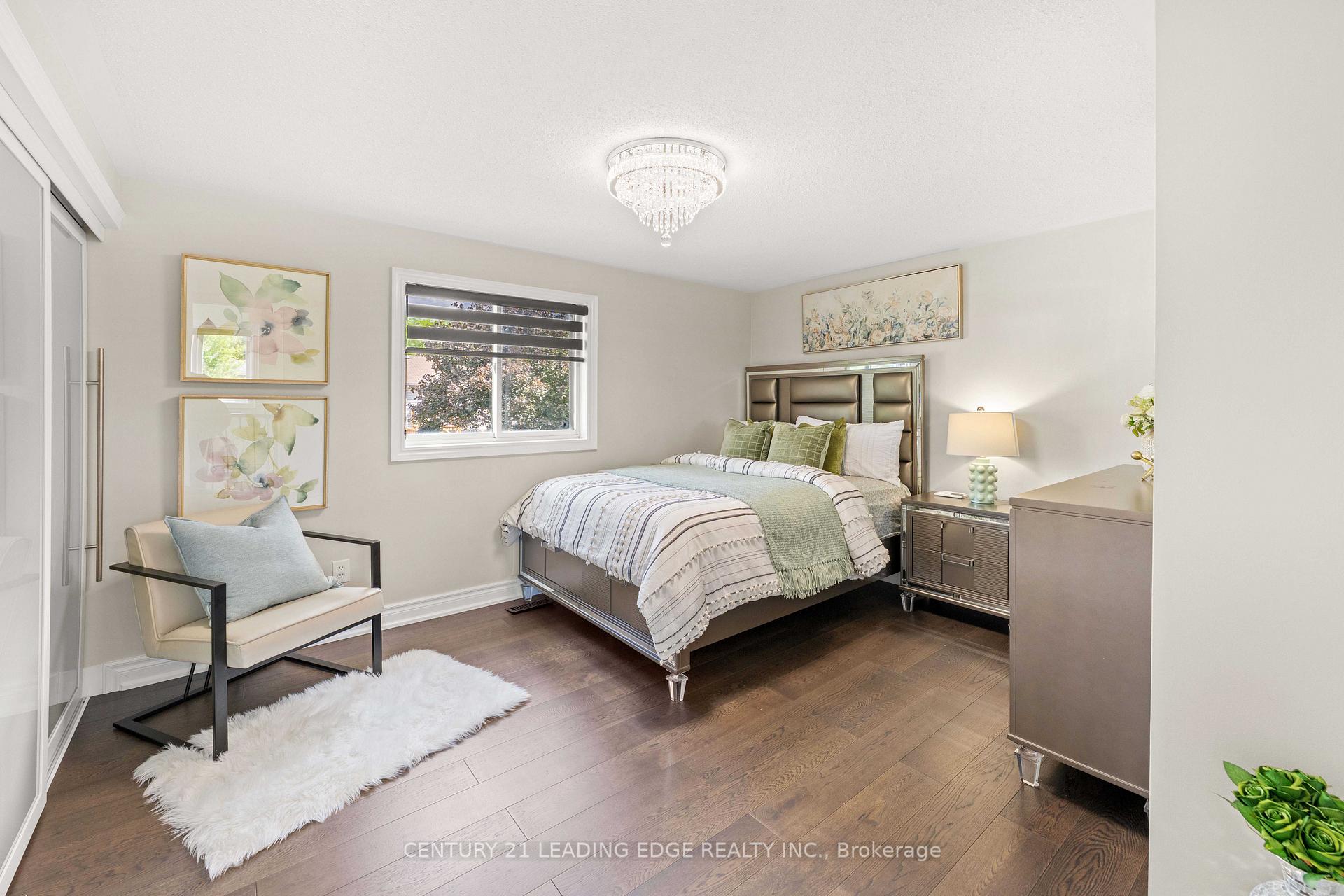 Photo 24 of 6 Freeland Avenue, Clarington, Bowmanville — HOMEH
