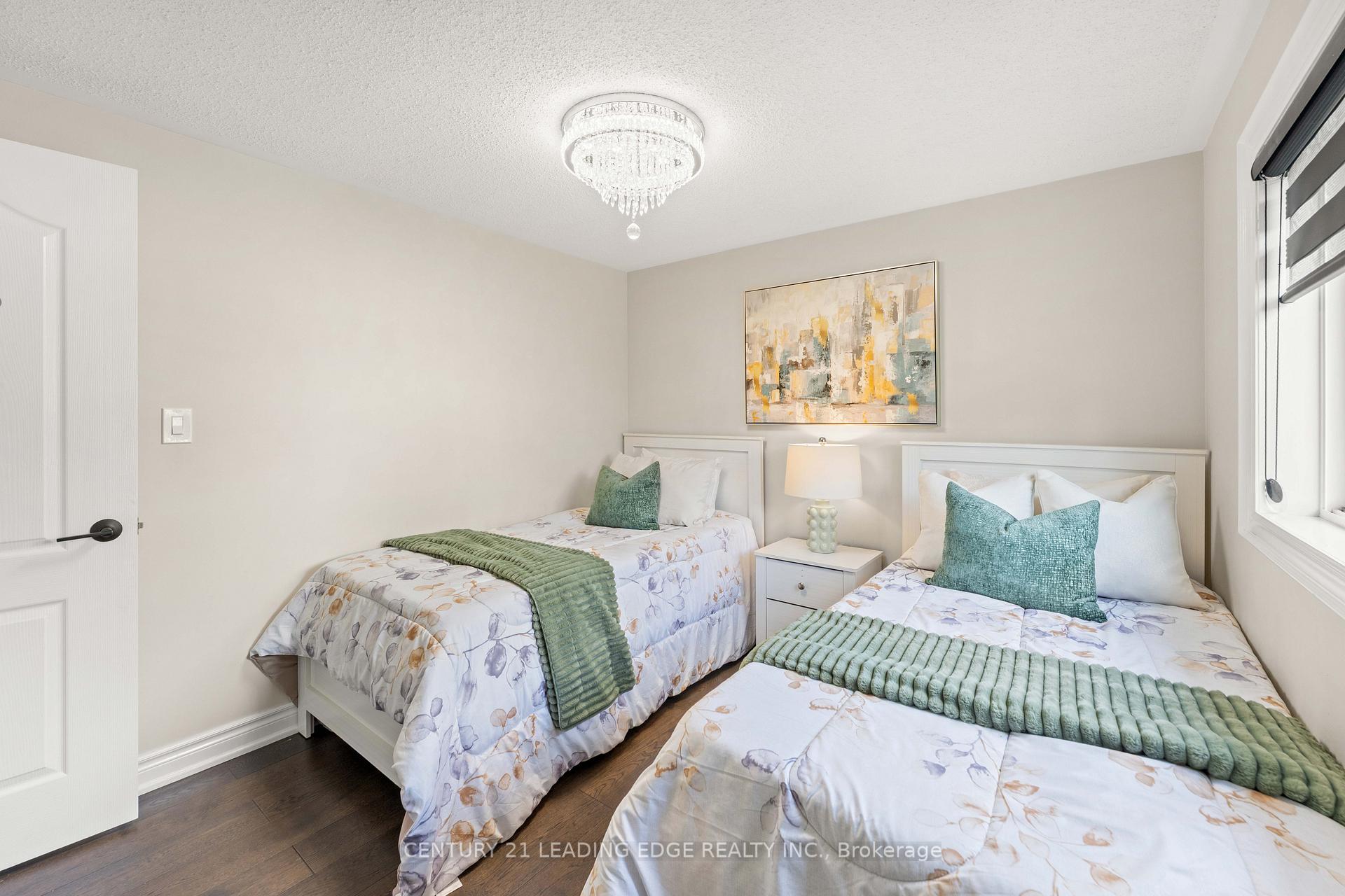 Photo 31 of 6 Freeland Avenue, Clarington, Bowmanville — HOMEH