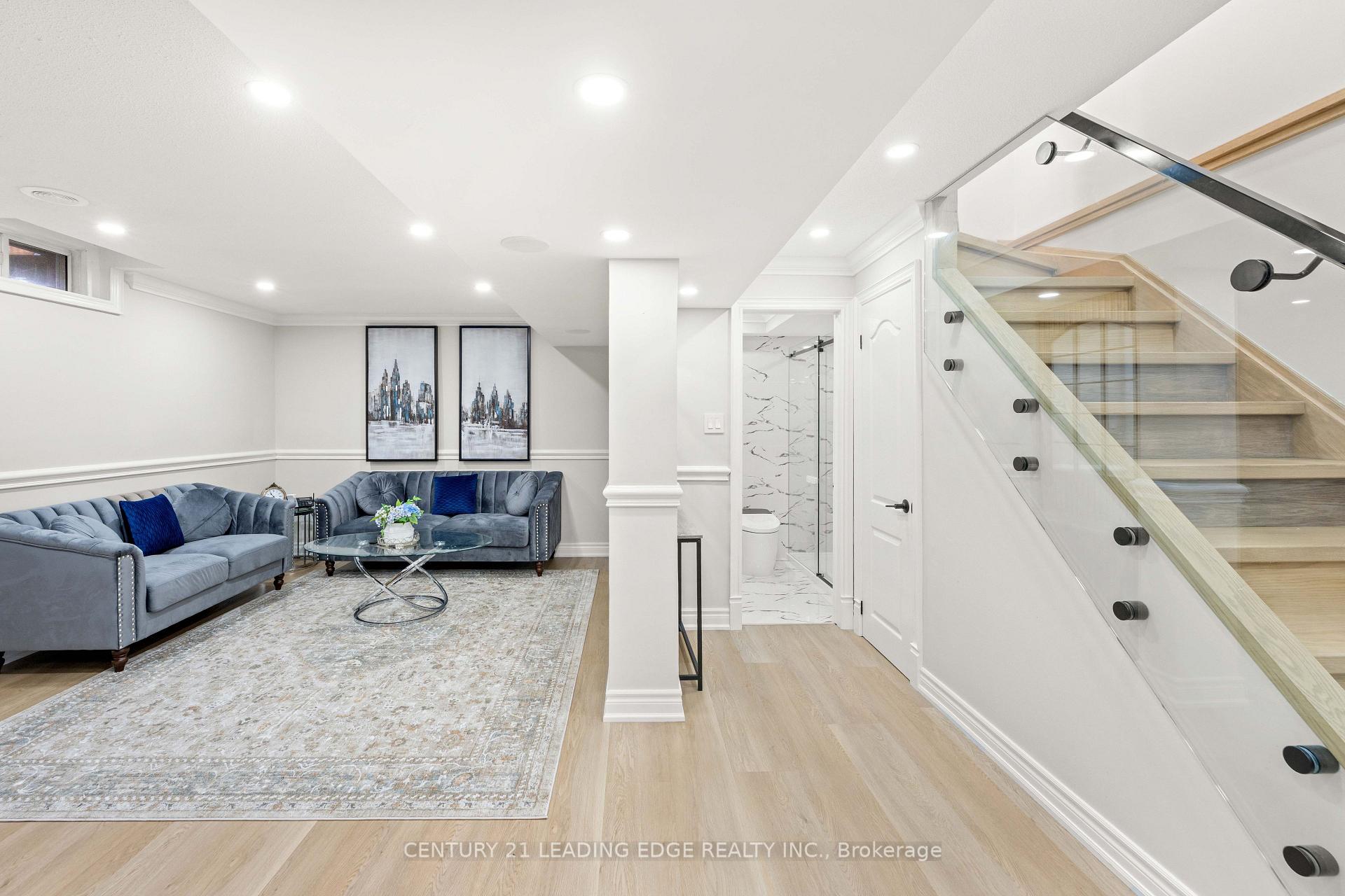 Photo 37 of 6 Freeland Avenue, Clarington, Bowmanville — HOMEH