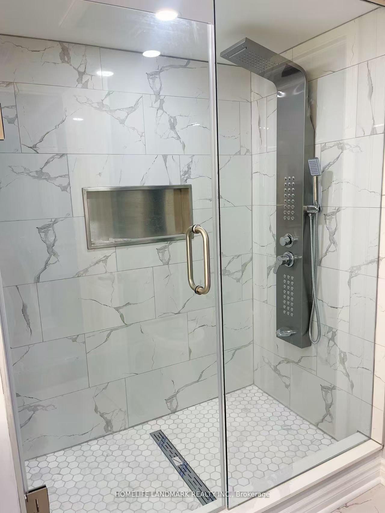 Photo 11 of Unit Basement, 21 Weekes Avenue, Richmond Hill, Oak Ridges — HOMEH