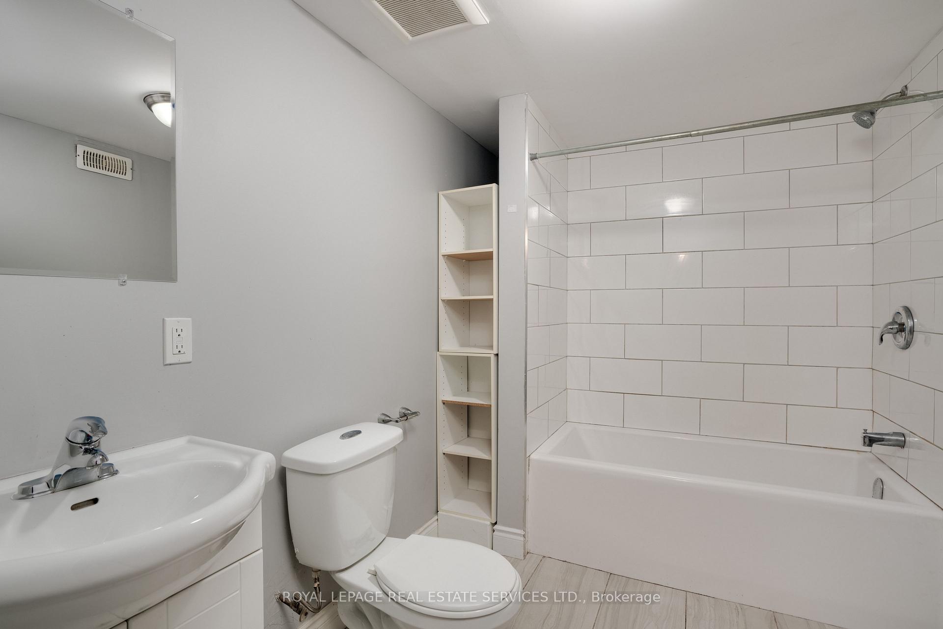 Photo 17 of 70 Rochelle Drive, St. Catharines, Bunting/Linwell — HOMEH