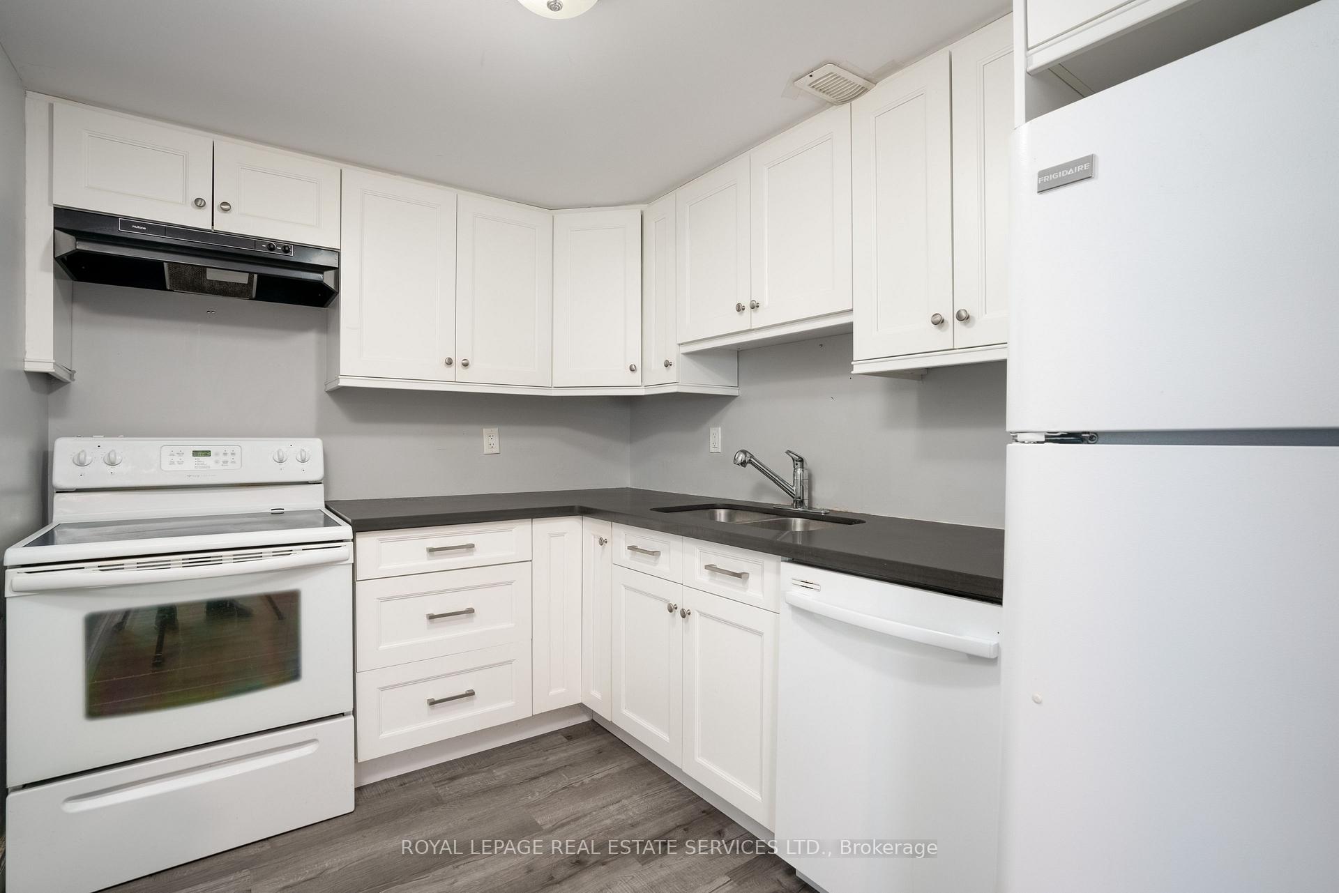 Photo 18 of 70 Rochelle Drive, St. Catharines, Bunting/Linwell — HOMEH