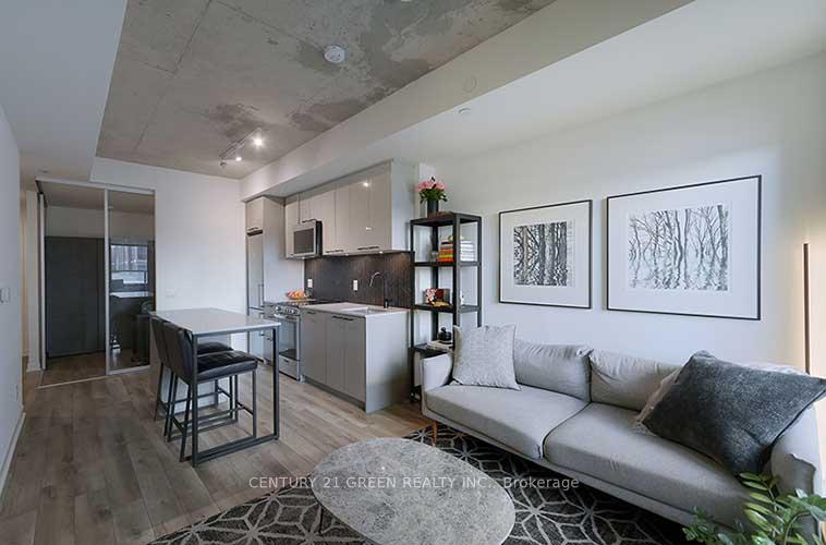 Photo 4 of Unit 516, 1 Fairview Road E, Mississauga, Mississauga Valleys — HOMEH