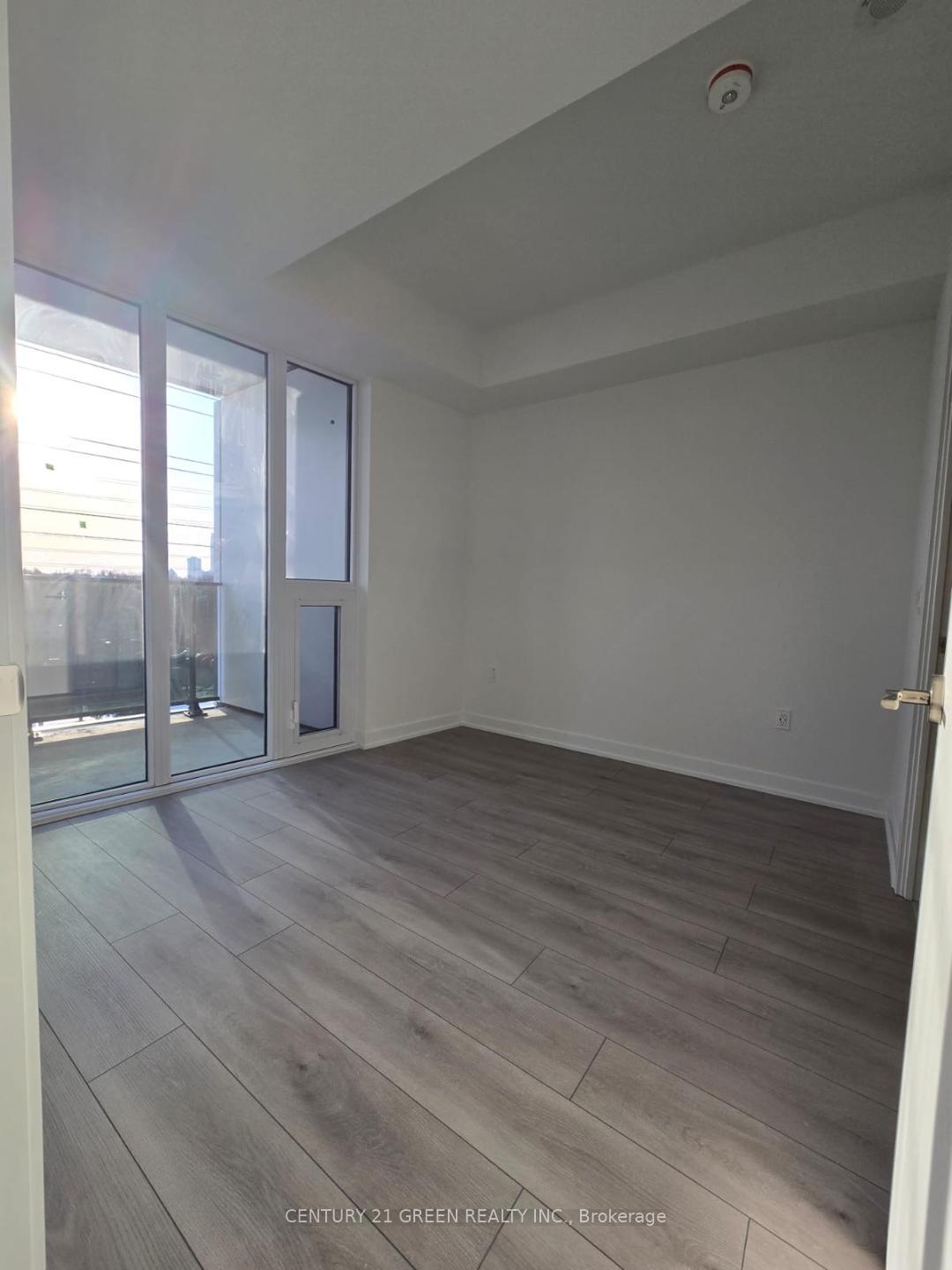 Photo 11 of Unit 516, 1 Fairview Road E, Mississauga, Mississauga Valleys — HOMEH