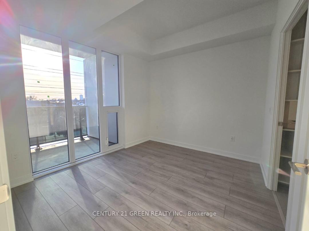 Photo 13 of Unit 516, 1 Fairview Road E, Mississauga, Mississauga Valleys — HOMEH