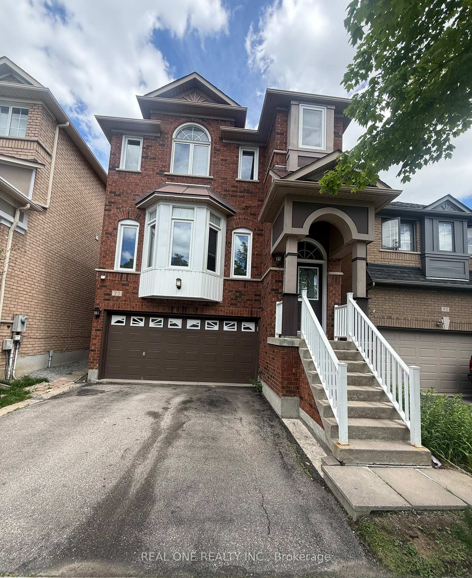Photo 1 of 93 Brunswick Avenue, Markham, Berczy — HOMEH