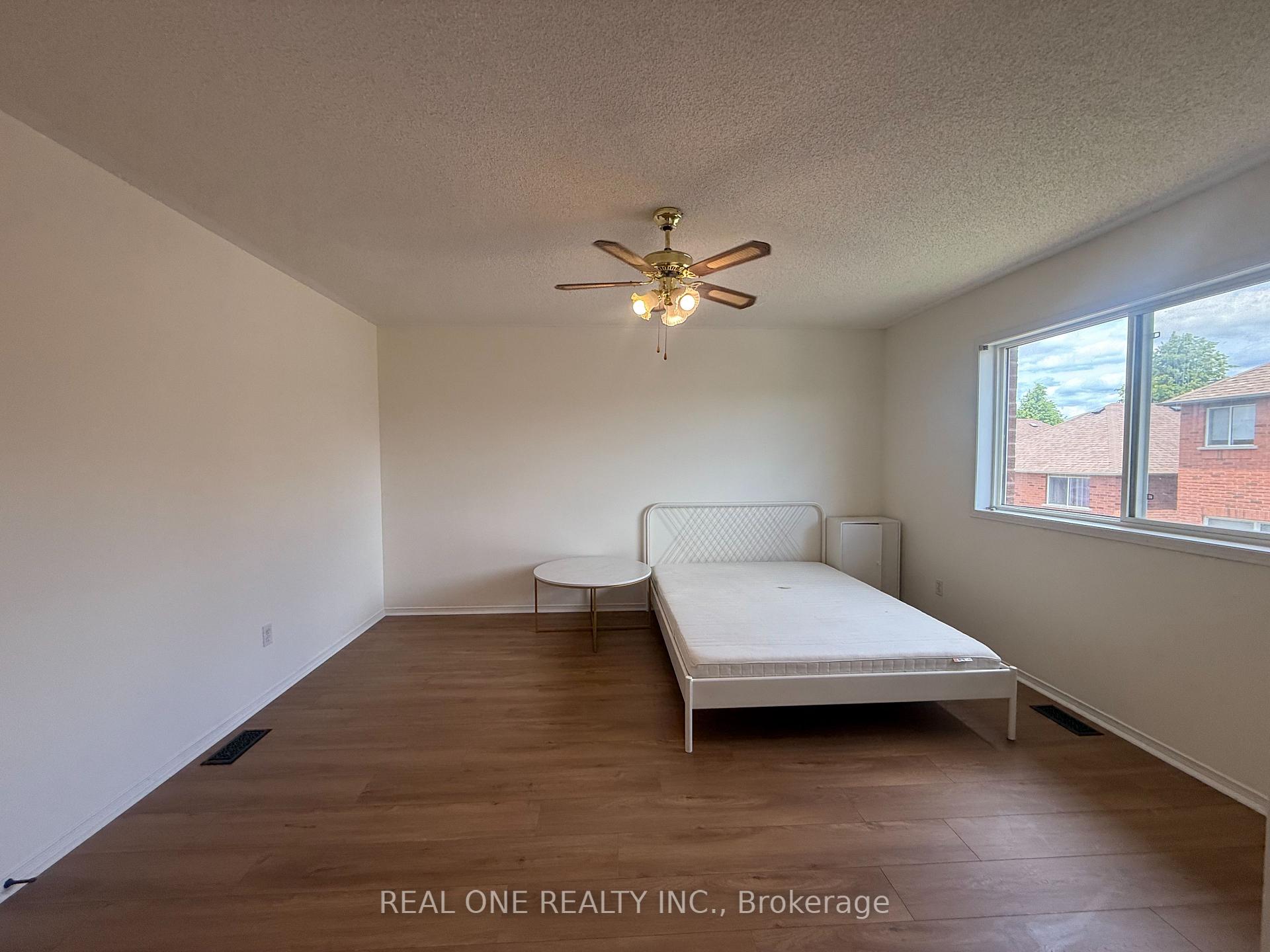 Photo 10 of 93 Brunswick Avenue, Markham, Berczy — HOMEH