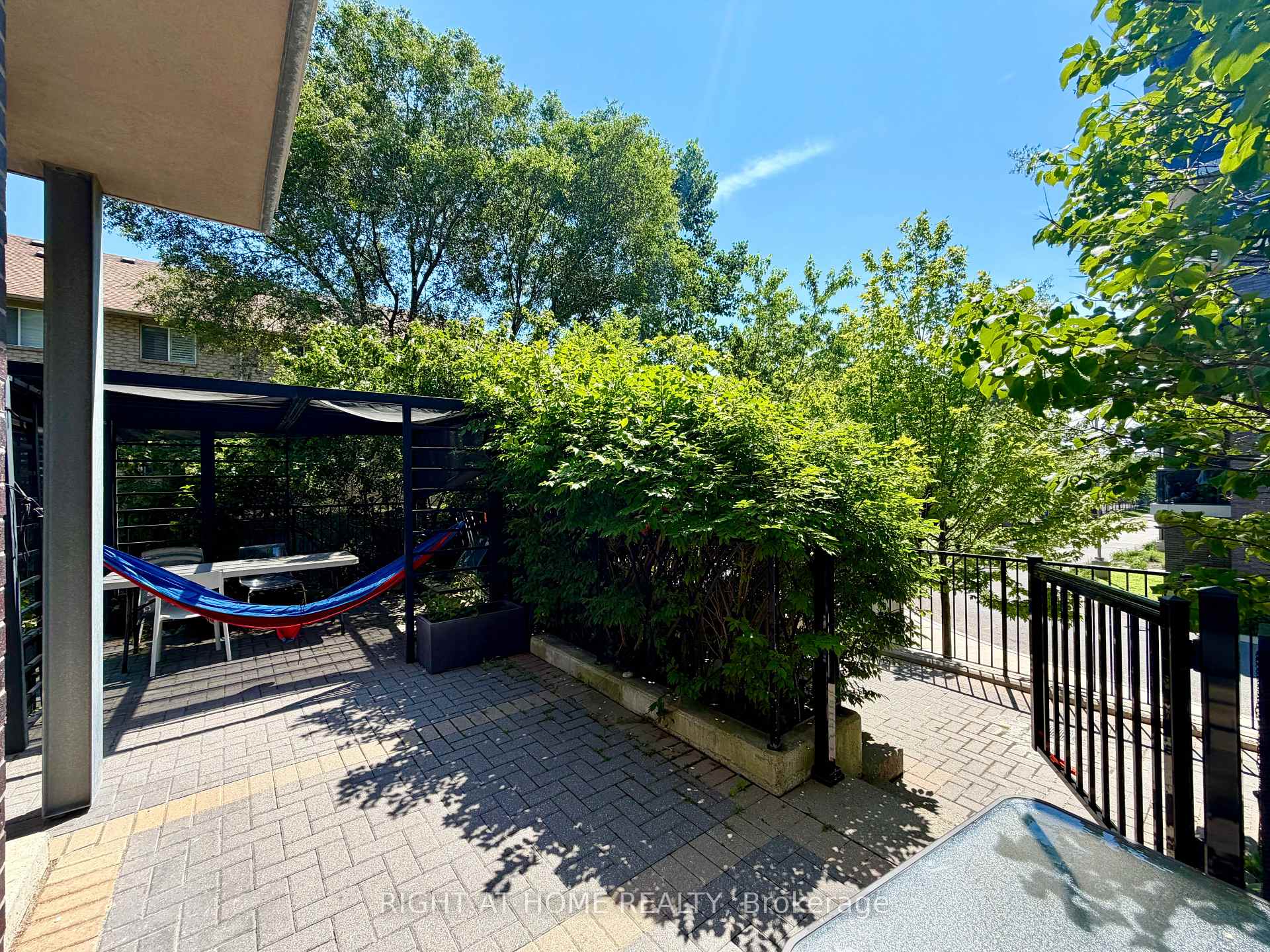 Photo 3 of Unit 1, 15 Valhalla Inn, Etobicoke, Islington-City Centre West — HOMEH