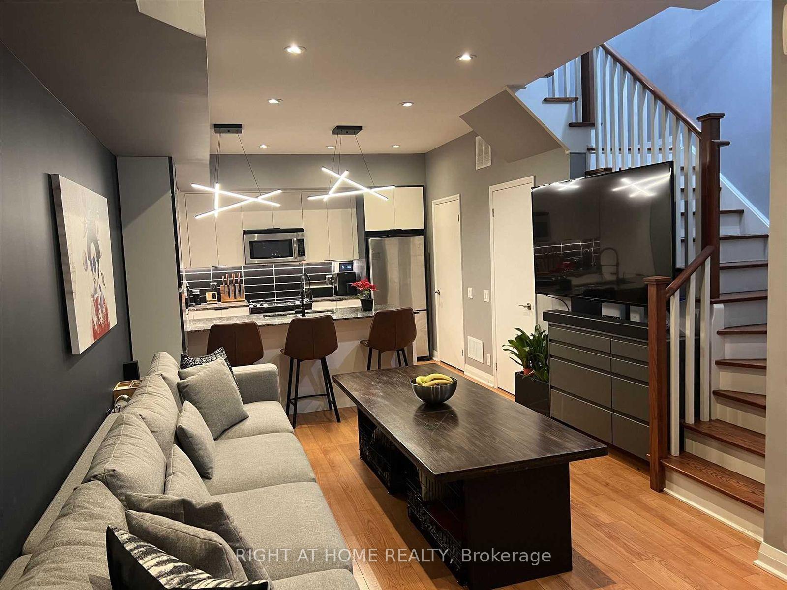 Photo 11 of Unit 1, 15 Valhalla Inn, Etobicoke, Islington-City Centre West — HOMEH