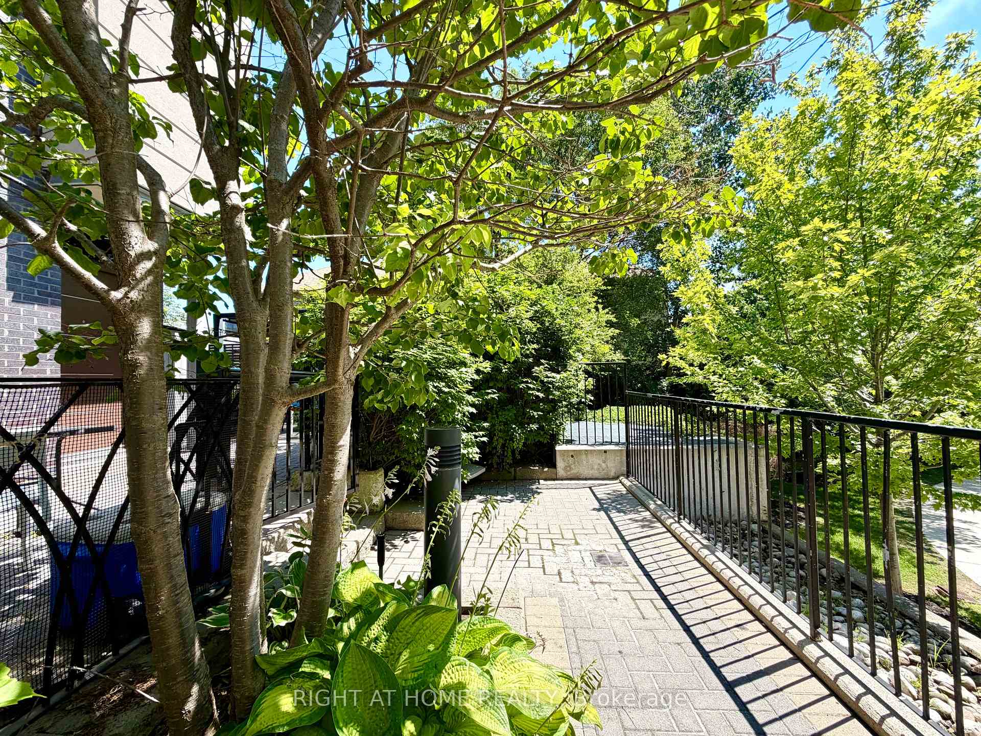 Photo 21 of Unit 1, 15 Valhalla Inn, Etobicoke, Islington-City Centre West — HOMEH