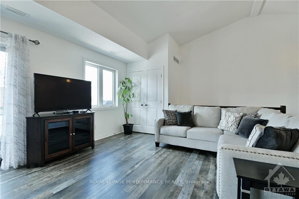 Photo 10 of 284 Big Sky Private, Ottawa, Leitrim — HOMEH