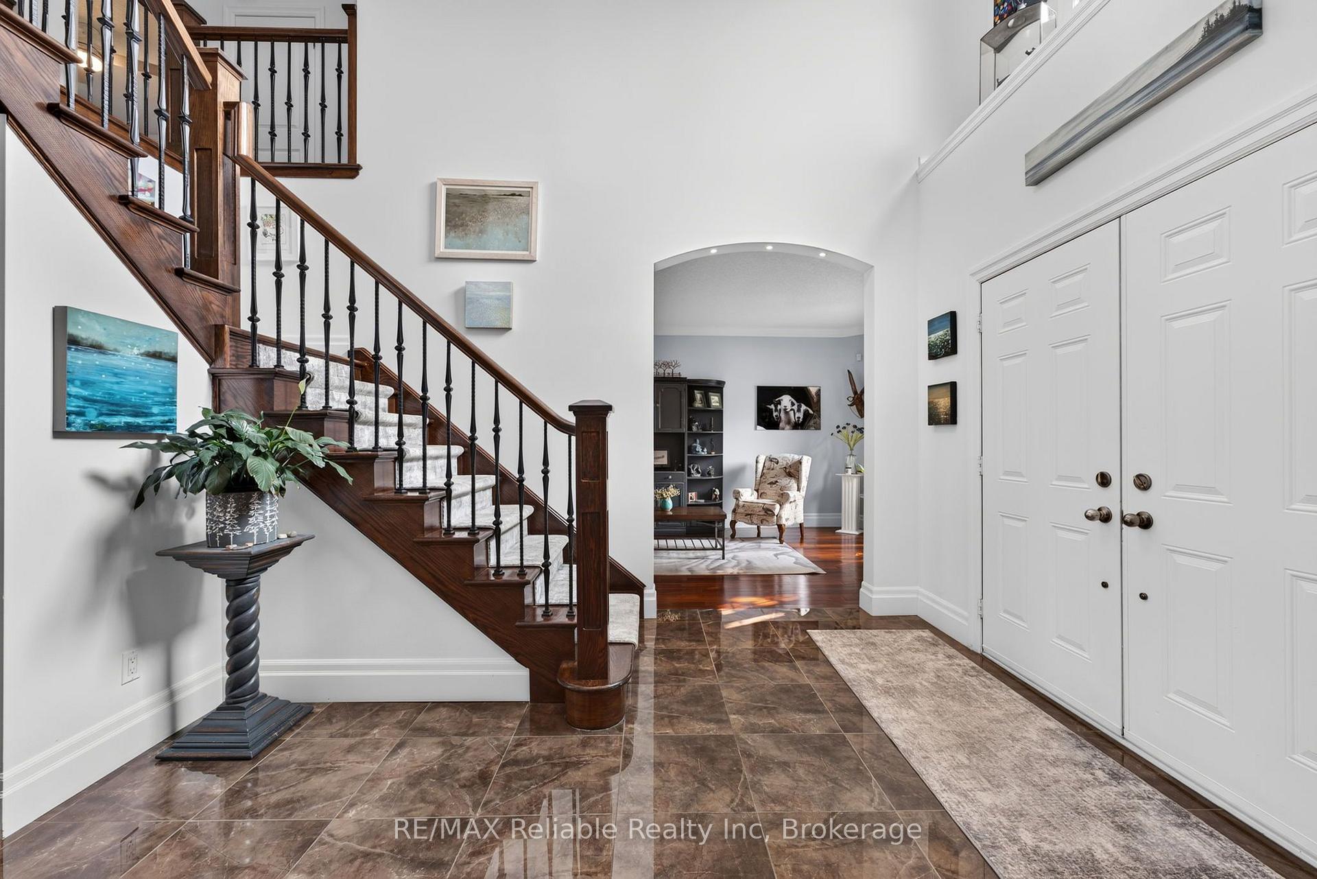 Photo 5 of 77 West Street, Huron East, Seaforth — HOMEH