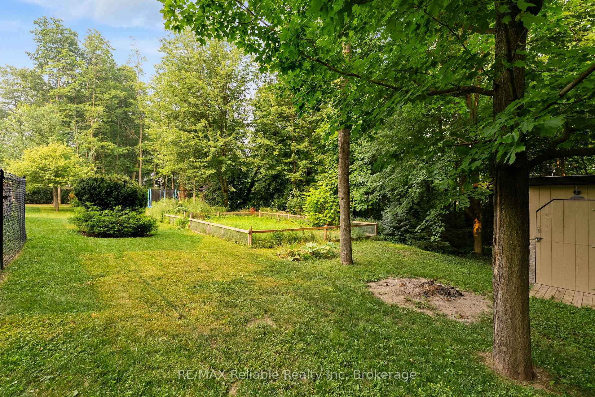 Photo 43 of 77 West Street, Huron East, Seaforth — HOMEH