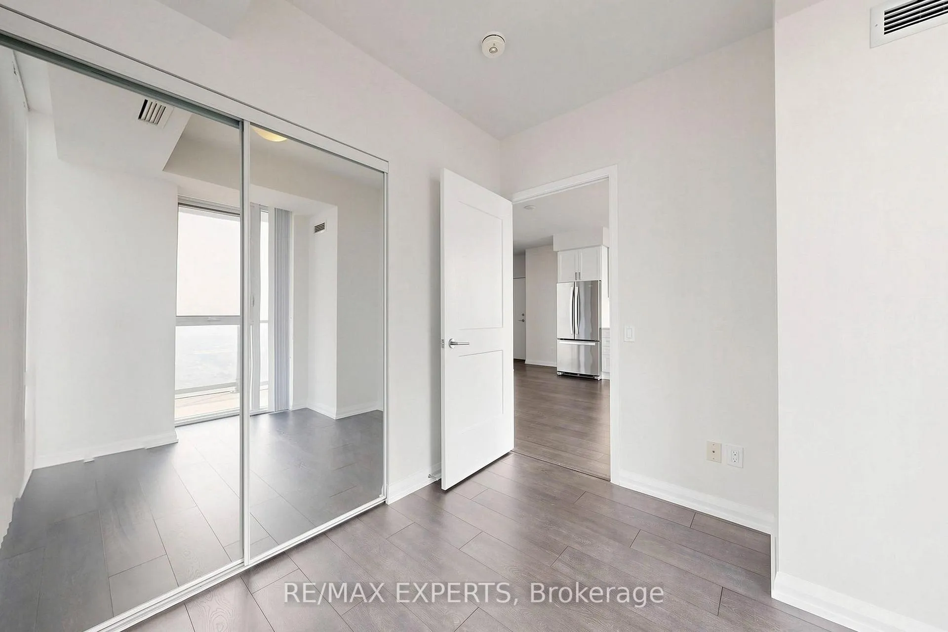 Photo 17 of Unit 3506, 7895 Jane Street, Vaughan, Concord — HOMEH
