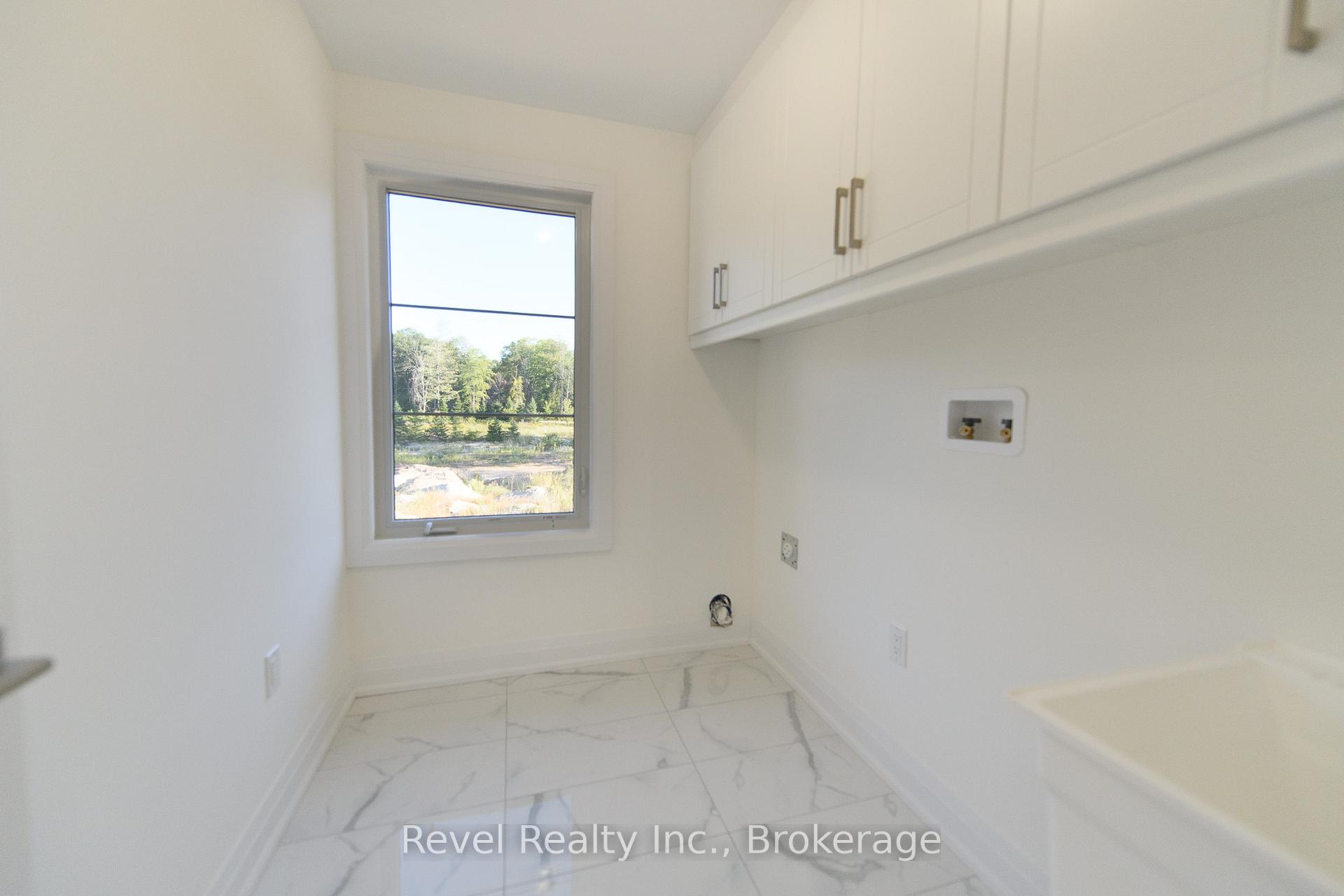 Photo 14 of 43 Joanne Crescent, Wasaga Beach — HOMEH