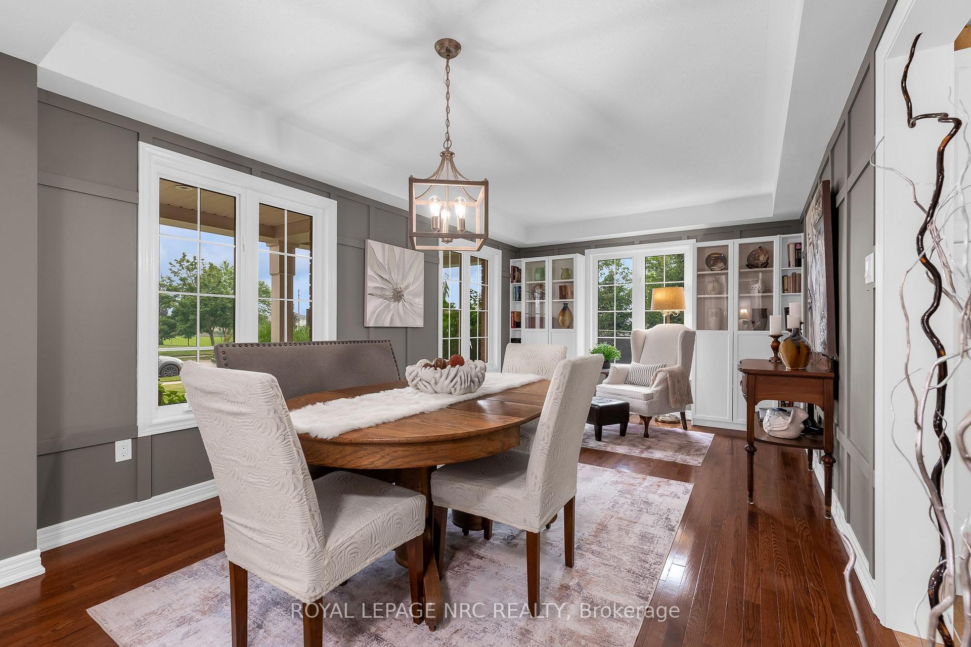 Photo 5 of 6697 St. Michael Drive, Niagara Falls, Forestview — HOMEH