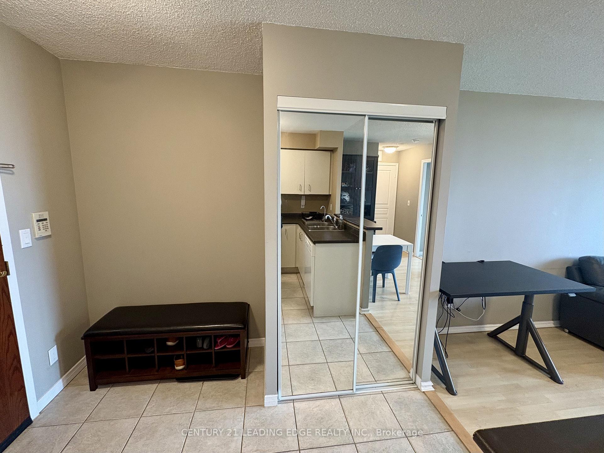 Photo 4 of Unit 1107, 2565 Erin Centre Boulevard, Mississauga, Central Erin Mills — HOMEH