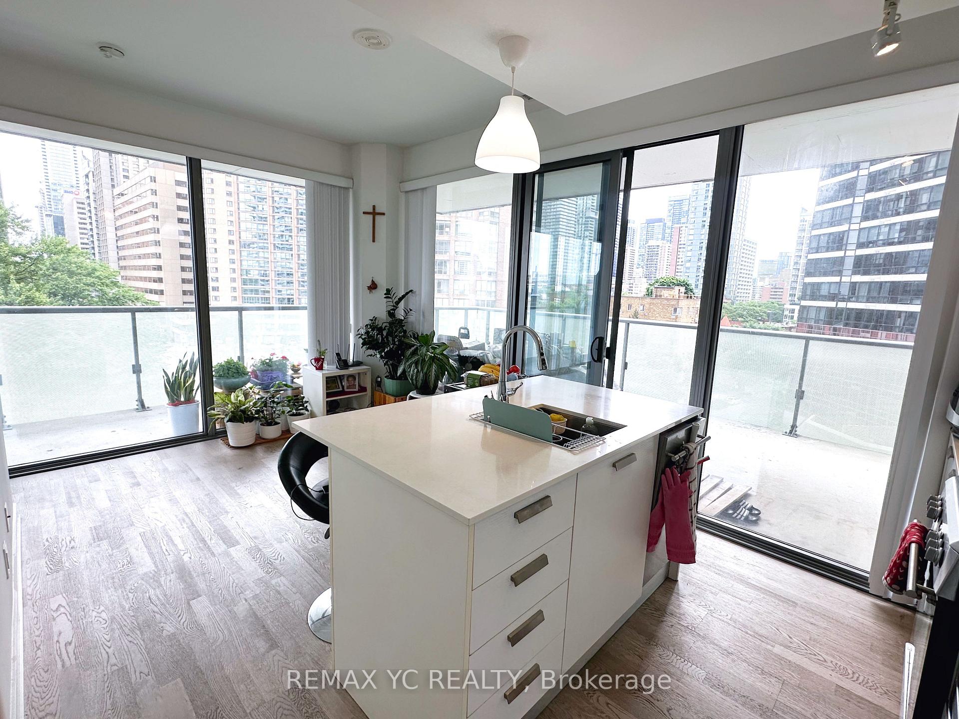 Photo 12 of Unit 722, 57 St Joseph Street, Toronto, Bay Street Corridor — HOMEH