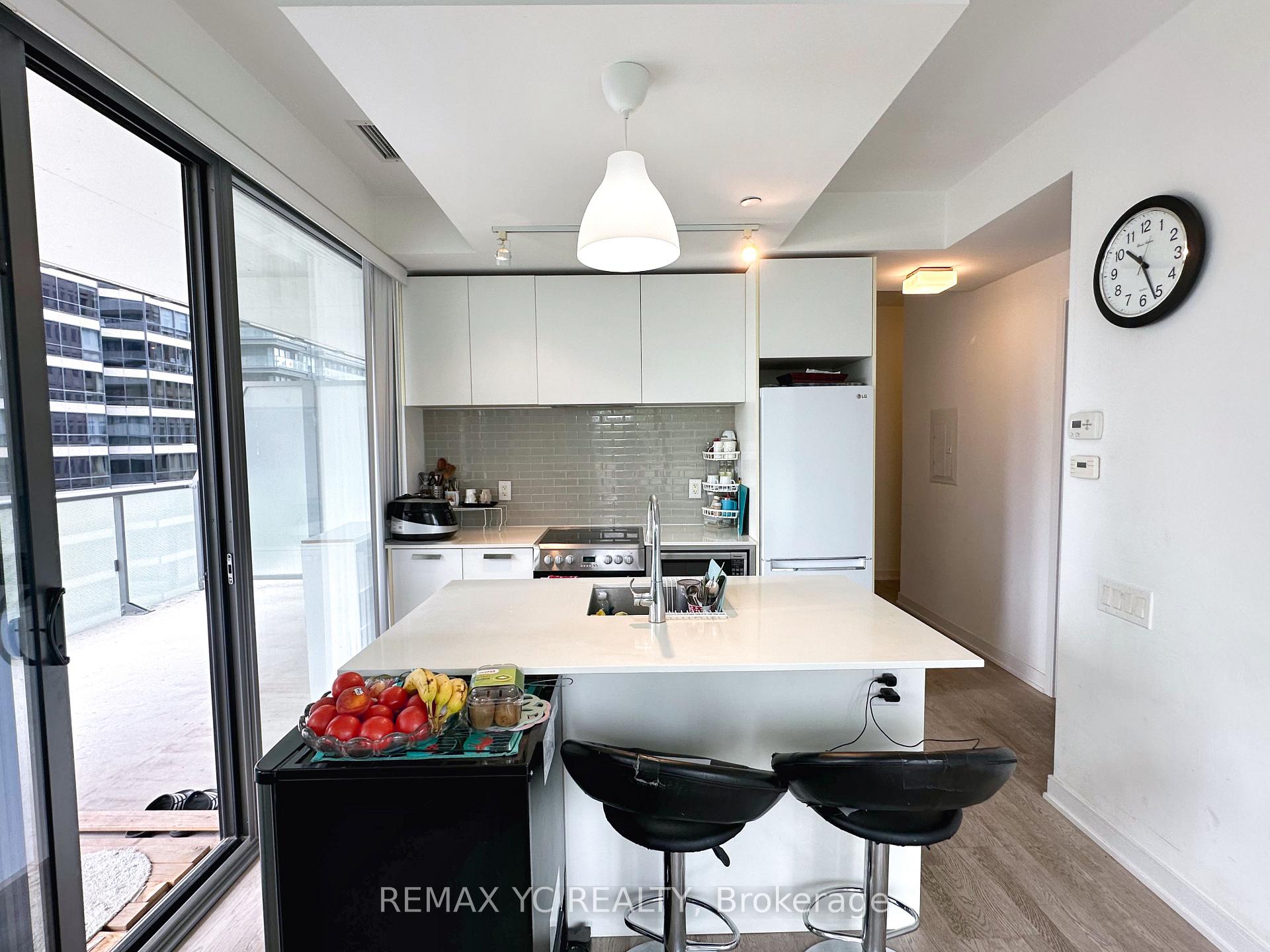 Photo 13 of Unit 722, 57 St Joseph Street, Toronto, Bay Street Corridor — HOMEH