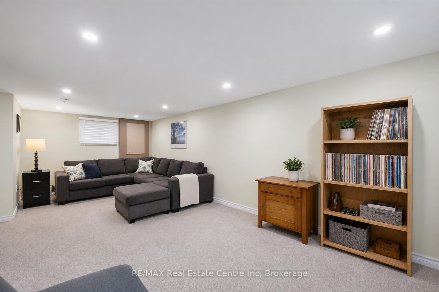 Photo 16 of 80 Memorial Crescent, Guelph, Junction/Onward Willow — HOMEH