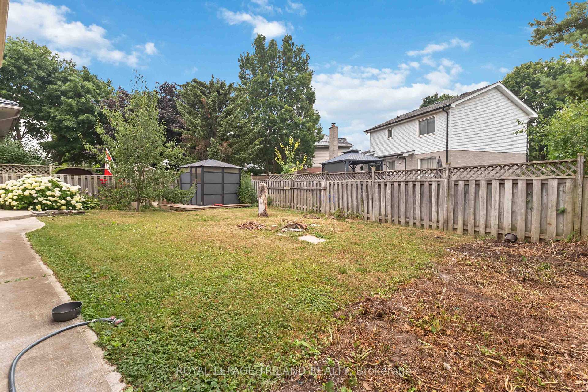 Photo 30 of 954 Chippewa Drive, London, East D — HOMEH