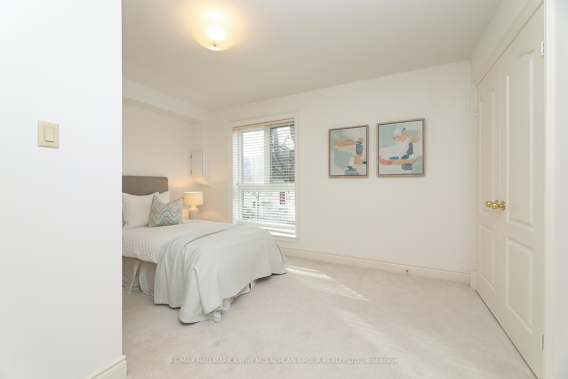 Photo 20 of 38 Crimson Millway, North York, St. Andrew-Windfields — HOMEH
