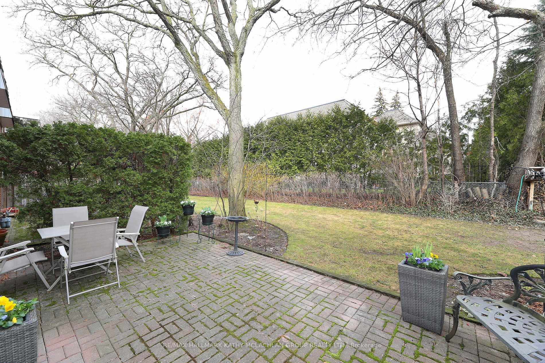 Photo 25 of 38 Crimson Millway, North York, St. Andrew-Windfields — HOMEH