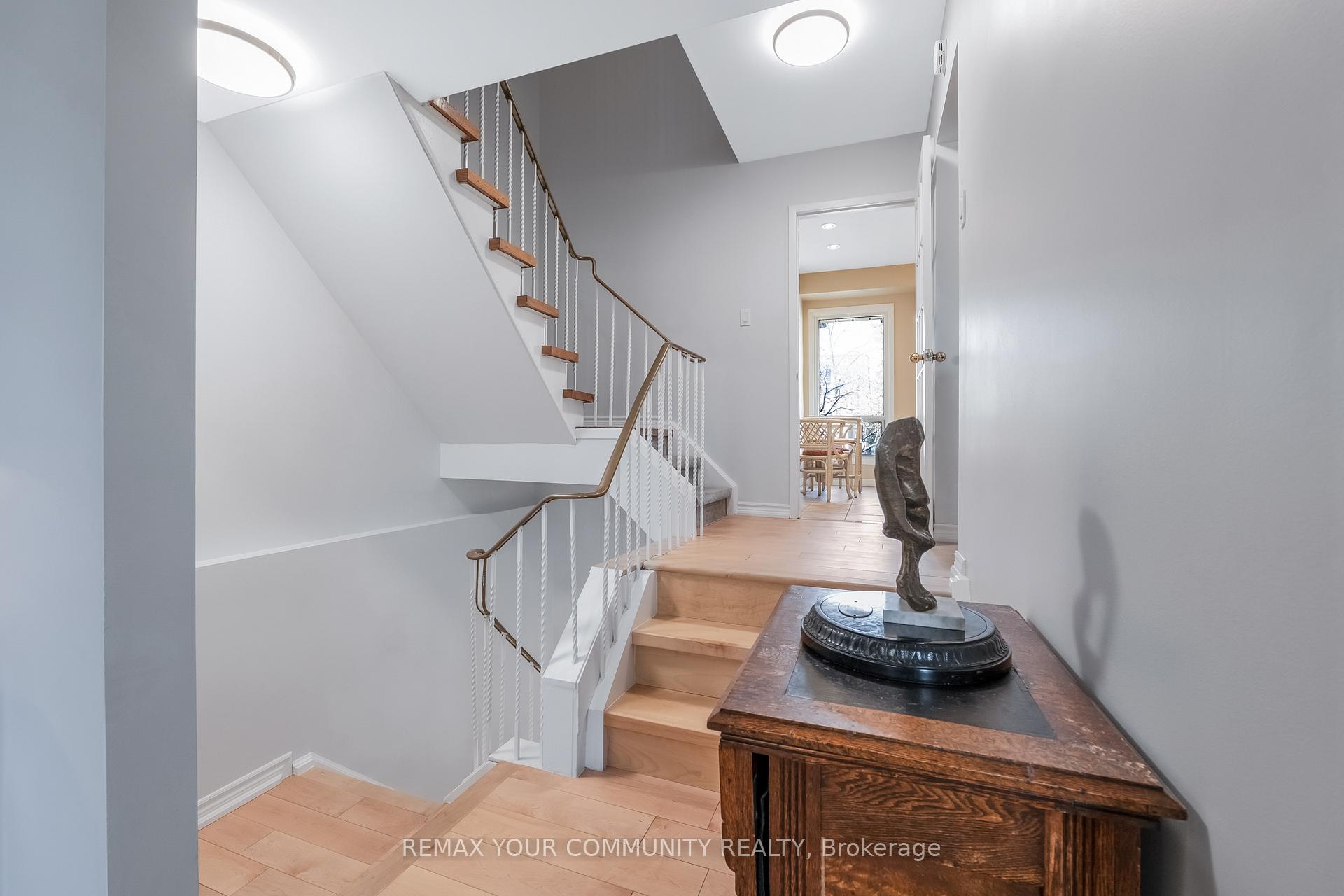 Photo 6 of 97 Poplar Crescent, Aurora, Aurora Highlands — HOMEH